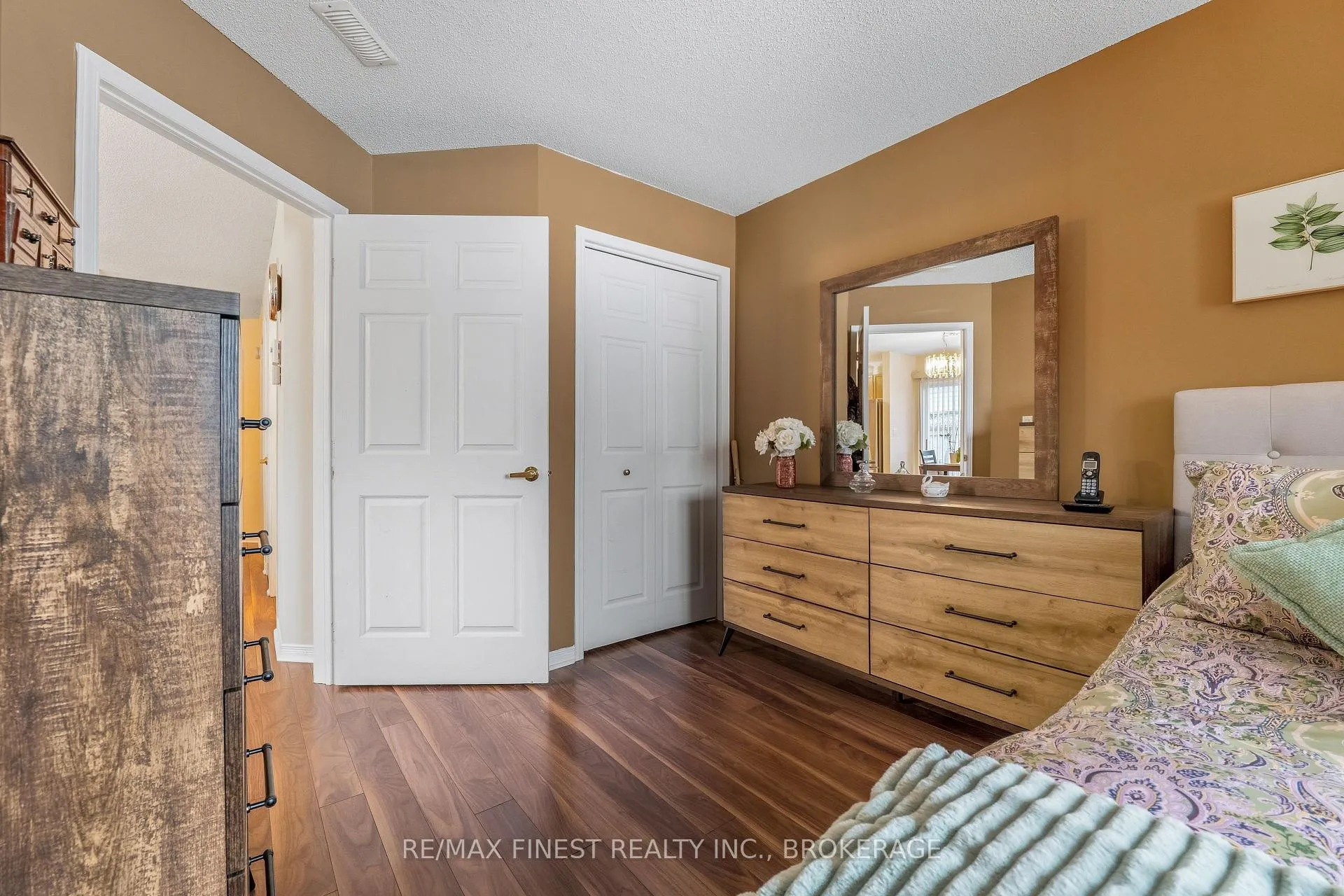Photo 19 of 77 Wilson Street, Kingston, Rideau — HOMEH
