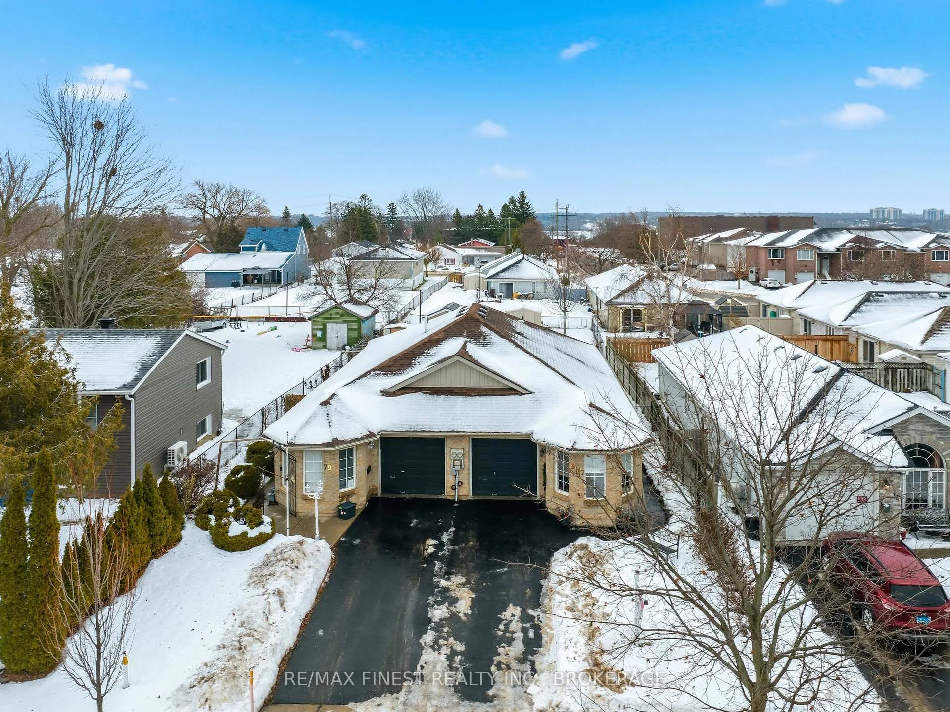 Photo 31 of 77 Wilson Street, Kingston, Rideau — HOMEH