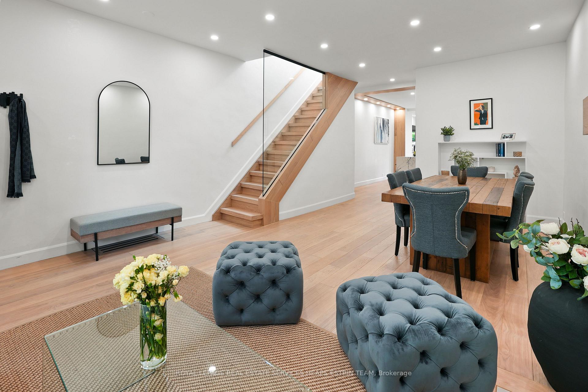 Photo 3 of 136 Ellsworth Avenue, Toronto, Wychwood — HOMEH