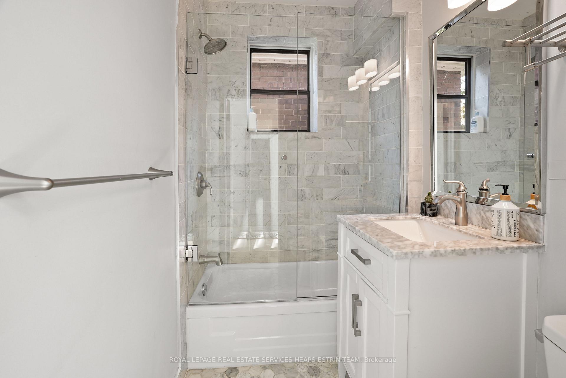 Photo 13 of 136 Ellsworth Avenue, Toronto, Wychwood — HOMEH