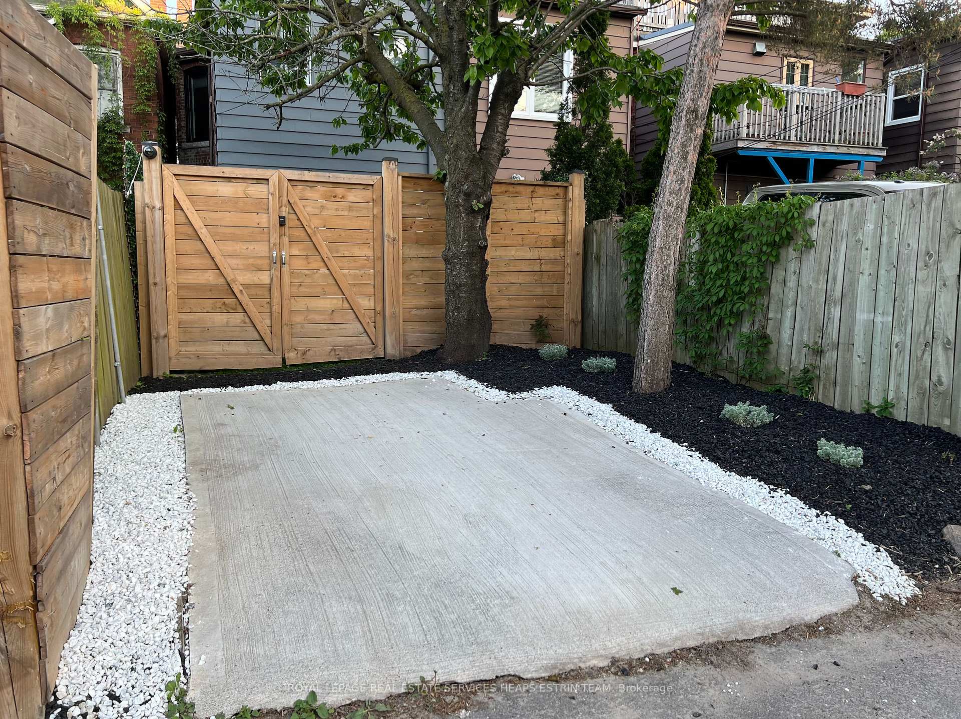 Photo 19 of 136 Ellsworth Avenue, Toronto, Wychwood — HOMEH