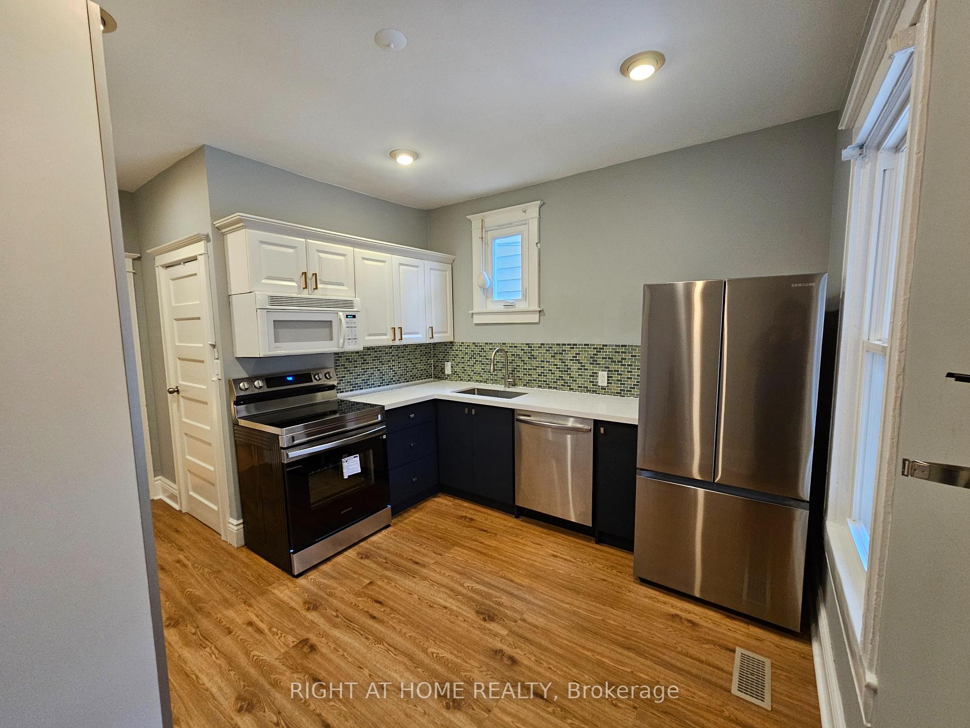 Photo 7 of Unit #1, 127 Heward Avenue, Toronto, South Riverdale — HOMEH