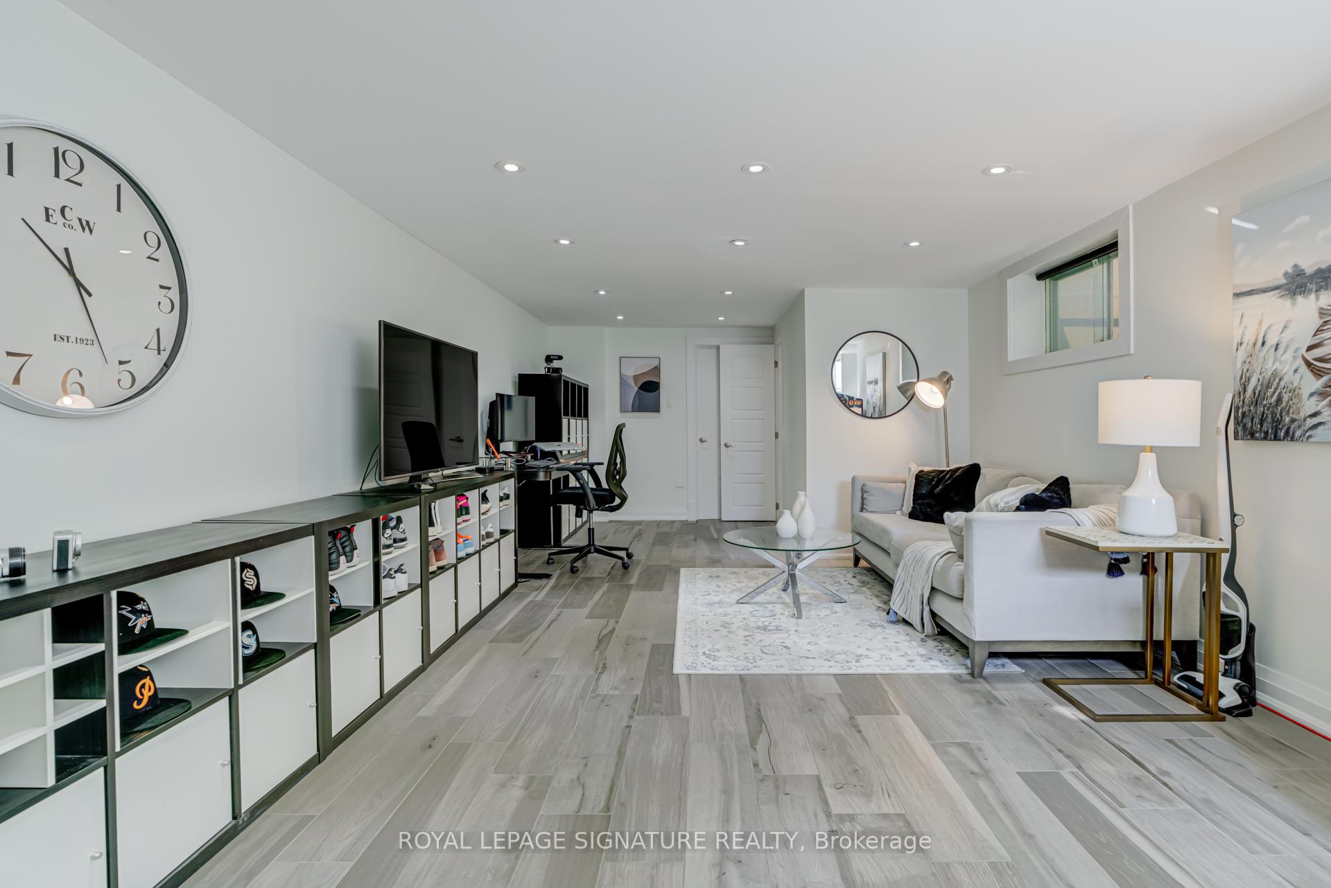 Photo 16 of 57 Munson Crescent, Scarborough, Bendale — HOMEH