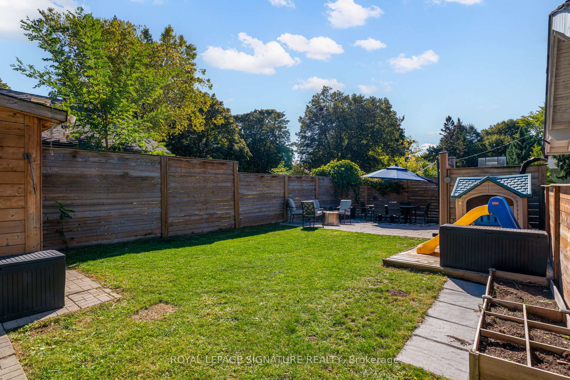 Photo 24 of 57 Munson Crescent, Scarborough, Bendale — HOMEH