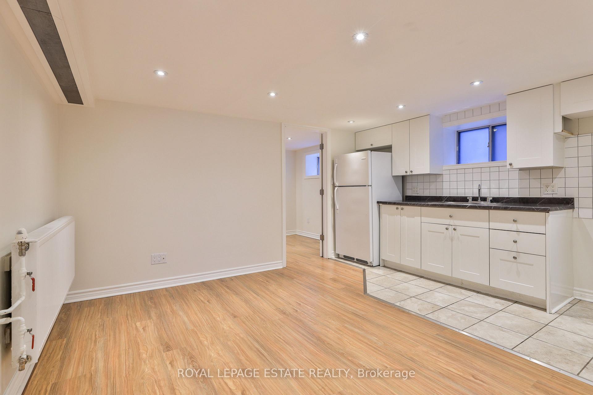 Photo 6 of Unit LOWER, 277 Cedarvale Avenue, Toronto, Woodbine-Lumsden — HOMEH