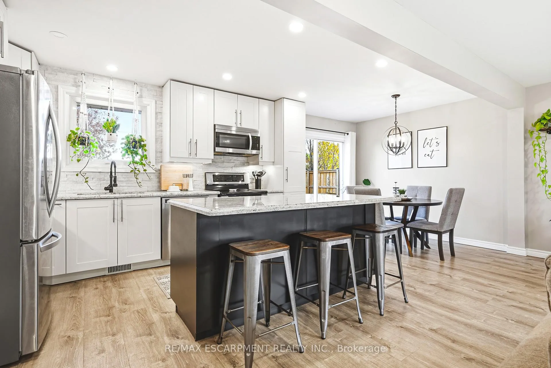 Photo 8 of 4117 Hixon Street, Lincoln, Beamsville — HOMEH