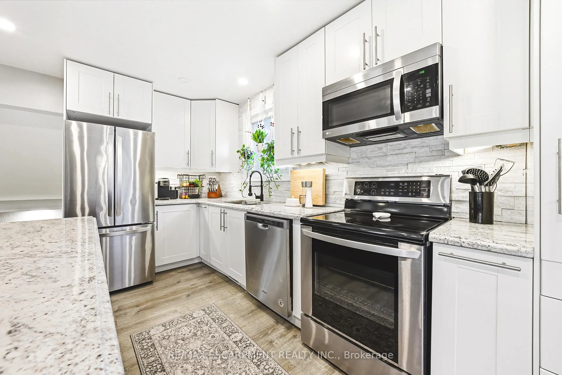 Photo 10 of 4117 Hixon Street, Lincoln, Beamsville — HOMEH