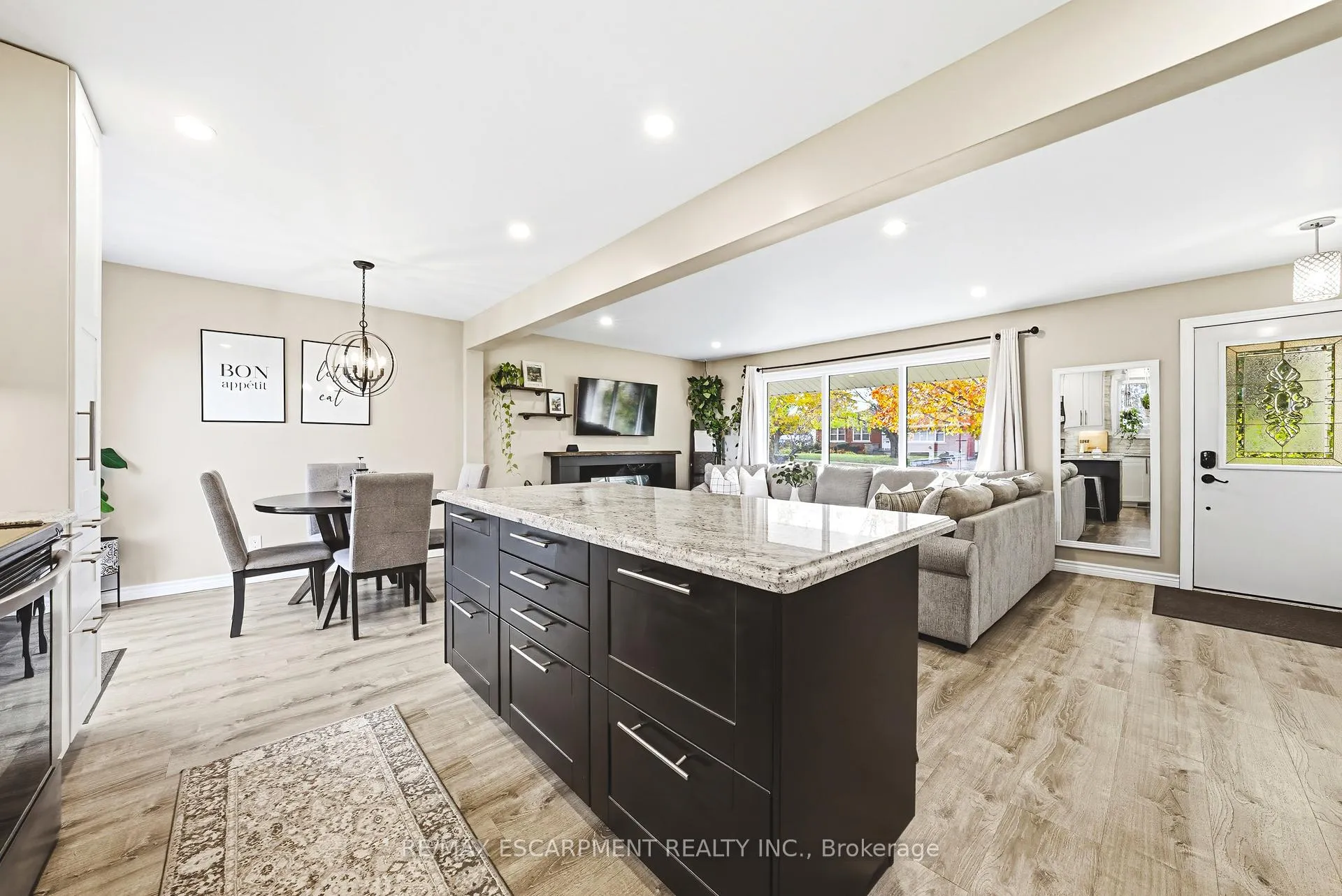 Photo 11 of 4117 Hixon Street, Lincoln, Beamsville — HOMEH