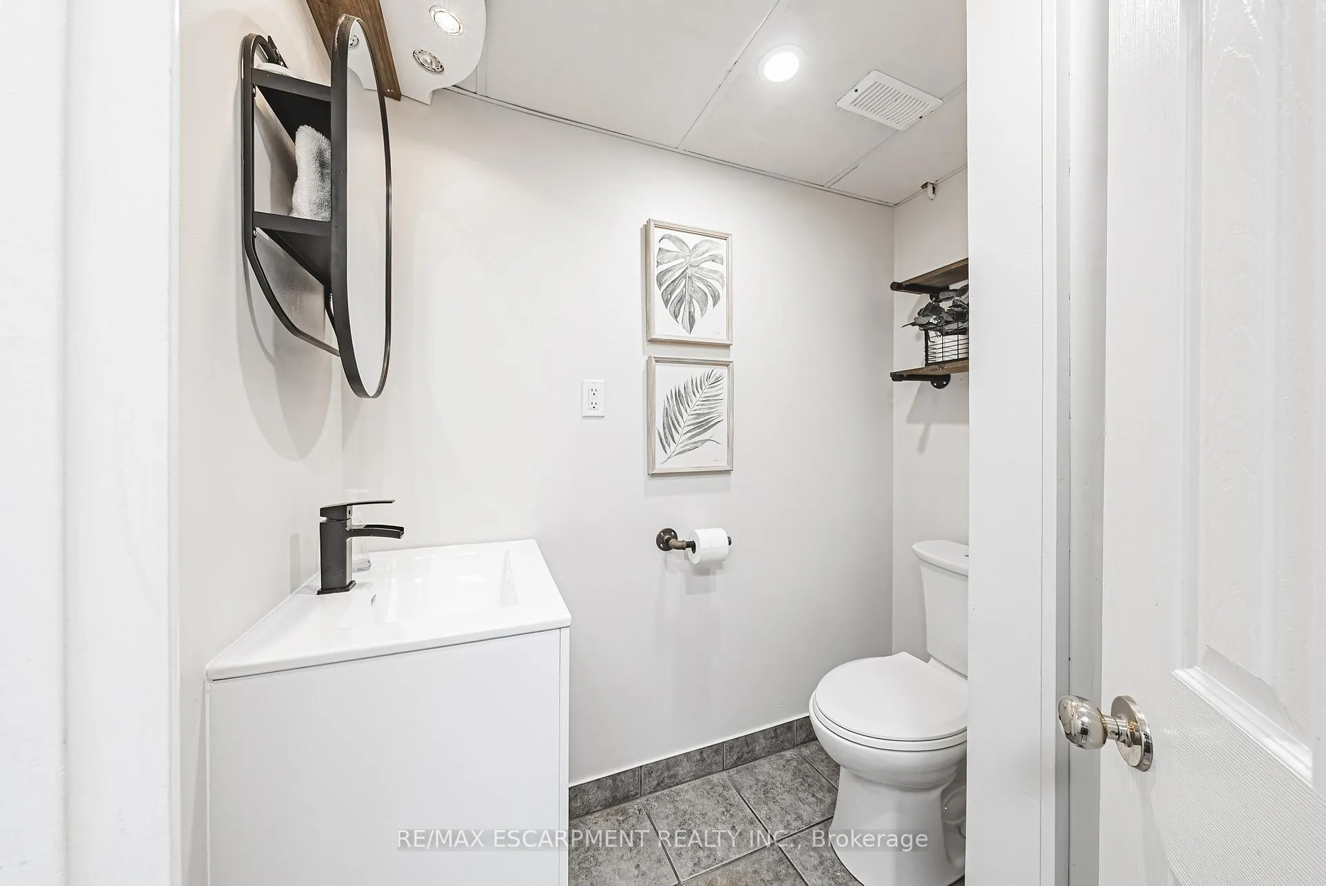 Photo 23 of 4117 Hixon Street, Lincoln, Beamsville — HOMEH