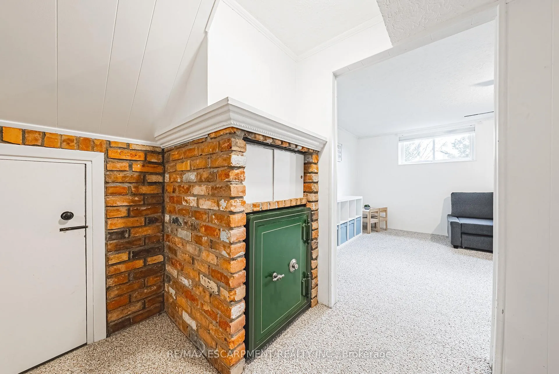 Photo 31 of 4117 Hixon Street, Lincoln, Beamsville — HOMEH