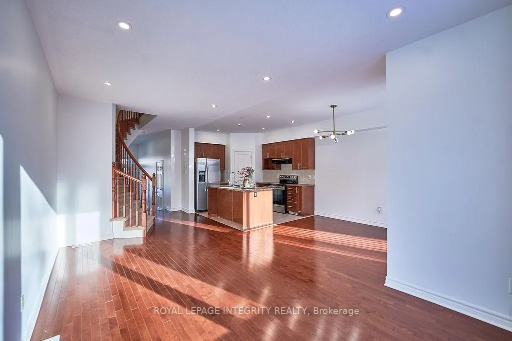 Photo 14 of 870 Fletcher Circle, Ottawa, Kanata - Kanata Lakes/Heritage Hills — HOMEH