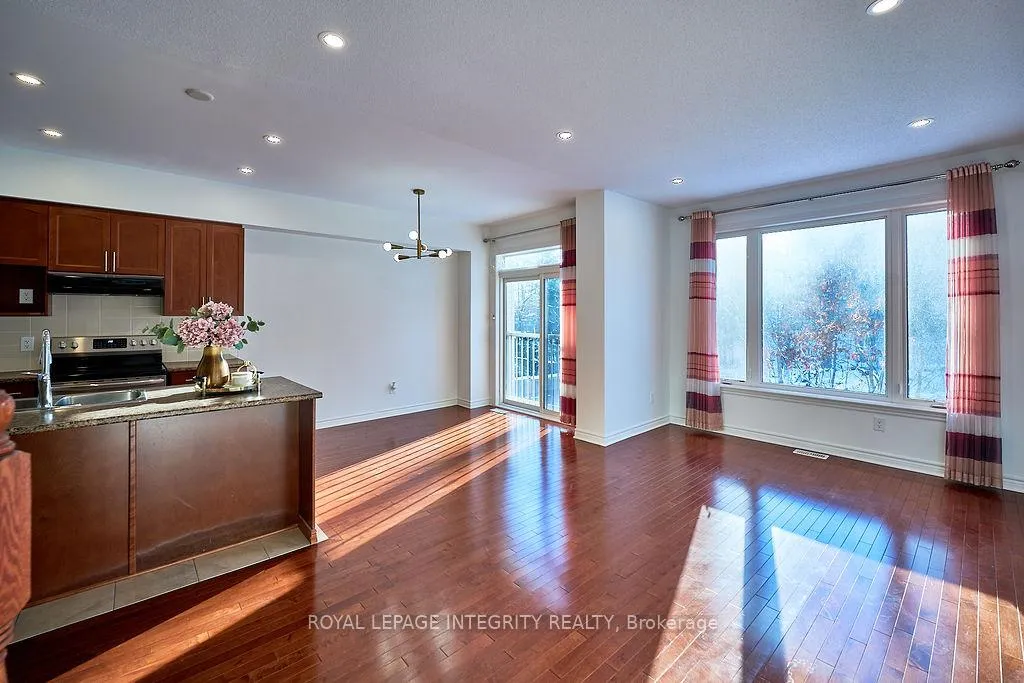 Photo 17 of 870 Fletcher Circle, Ottawa, Kanata - Kanata Lakes/Heritage Hills — HOMEH