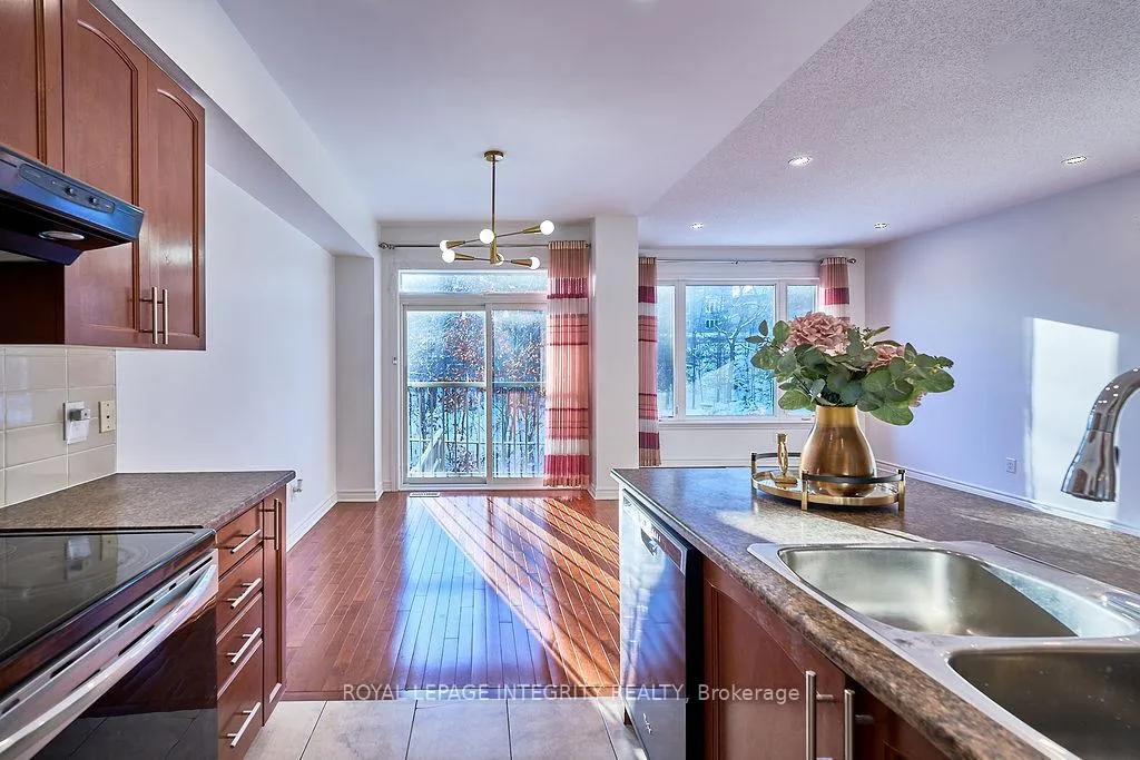Photo 21 of 870 Fletcher Circle, Ottawa, Kanata - Kanata Lakes/Heritage Hills — HOMEH