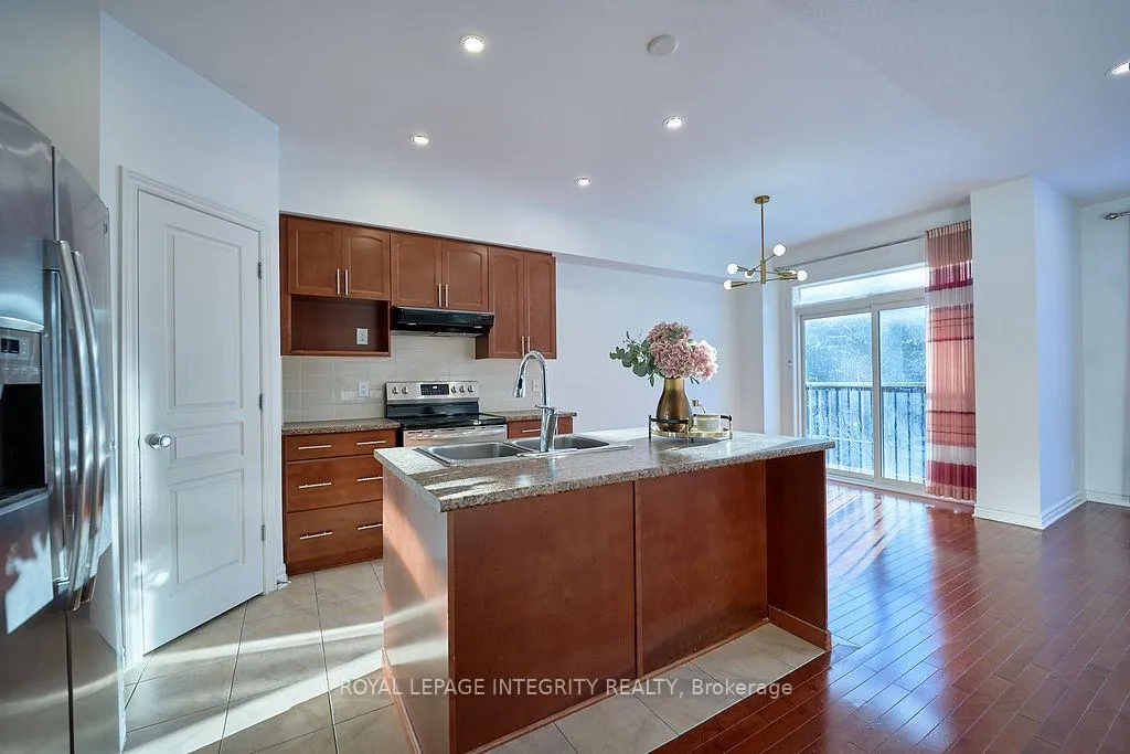 Photo 22 of 870 Fletcher Circle, Ottawa, Kanata - Kanata Lakes/Heritage Hills — HOMEH