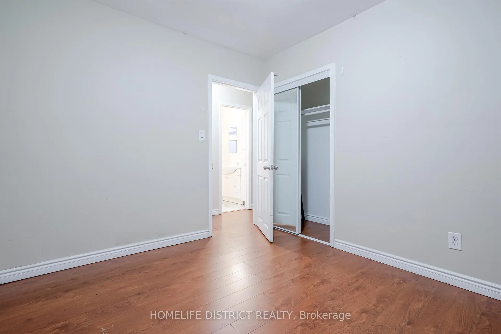 Photo 30 of 40 Calumet Crescent, Scarborough, Woburn — HOMEH