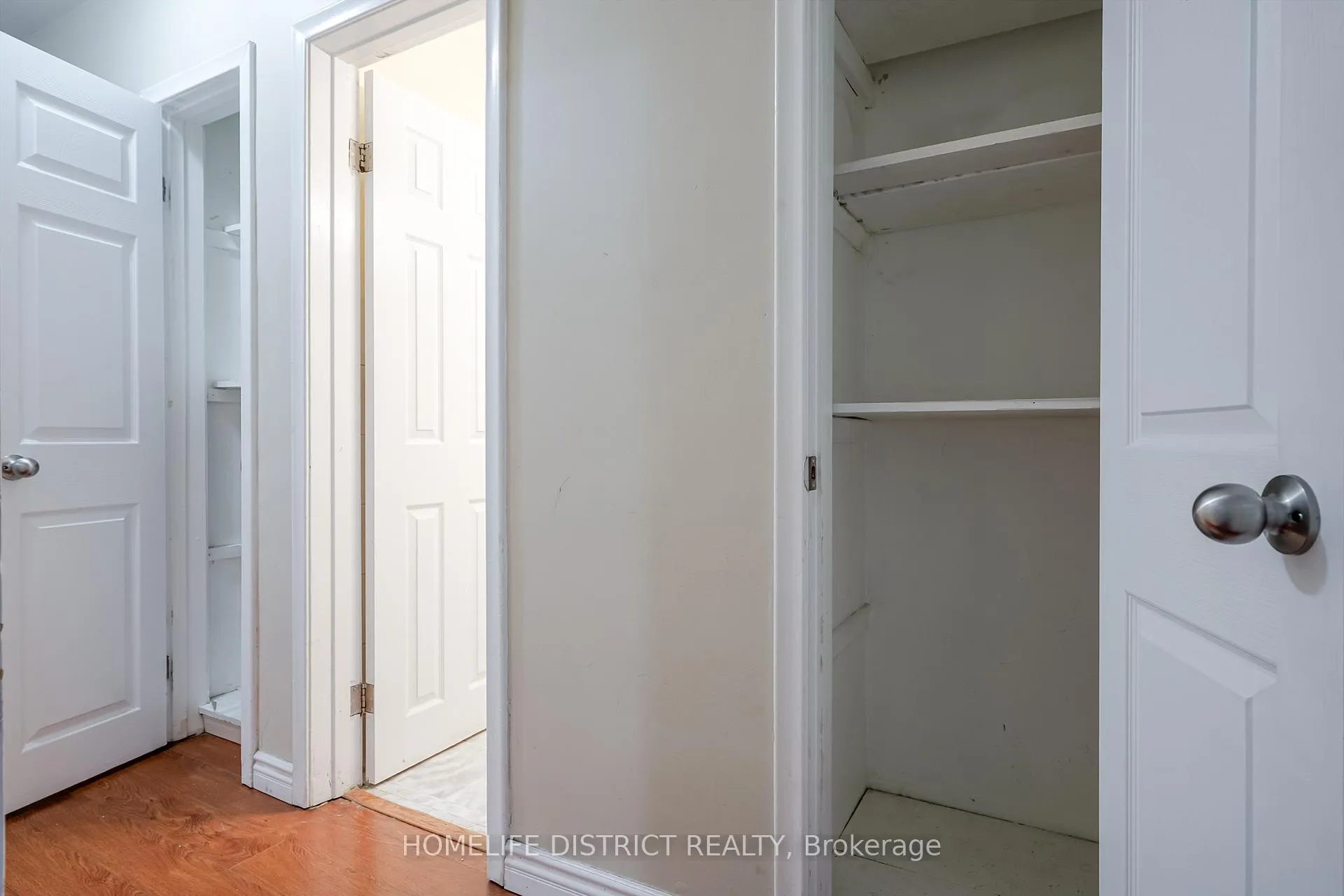 Photo 41 of 40 Calumet Crescent, Scarborough, Woburn — HOMEH