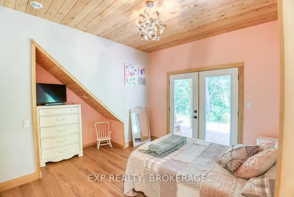 Photo 13 of 1249 Waters Edge Lane, Frontenac, Frontenac Centre — HOMEH