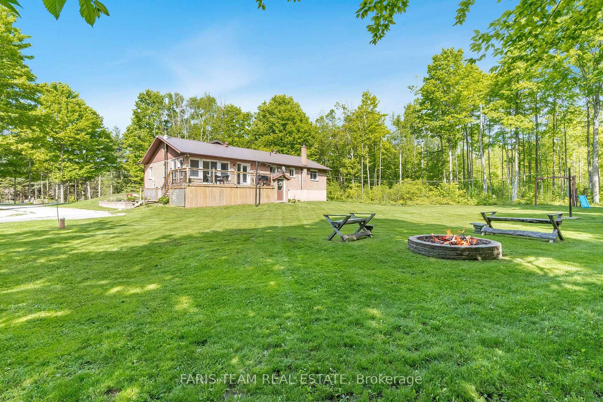 Photo 26 of 405 Baseline Road S, Tiny, Rural Tiny — HOMEH