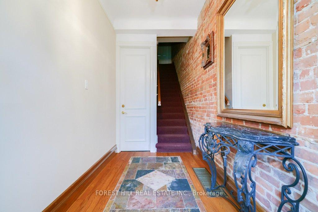 Photo 3 of Unit 2, 45 Bernard Avenue, Toronto, The Annex — HOMEH