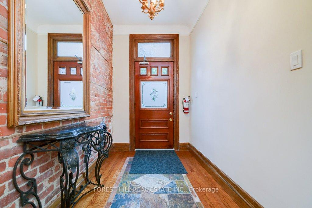 Photo 4 of Unit 2, 45 Bernard Avenue, Toronto, The Annex — HOMEH