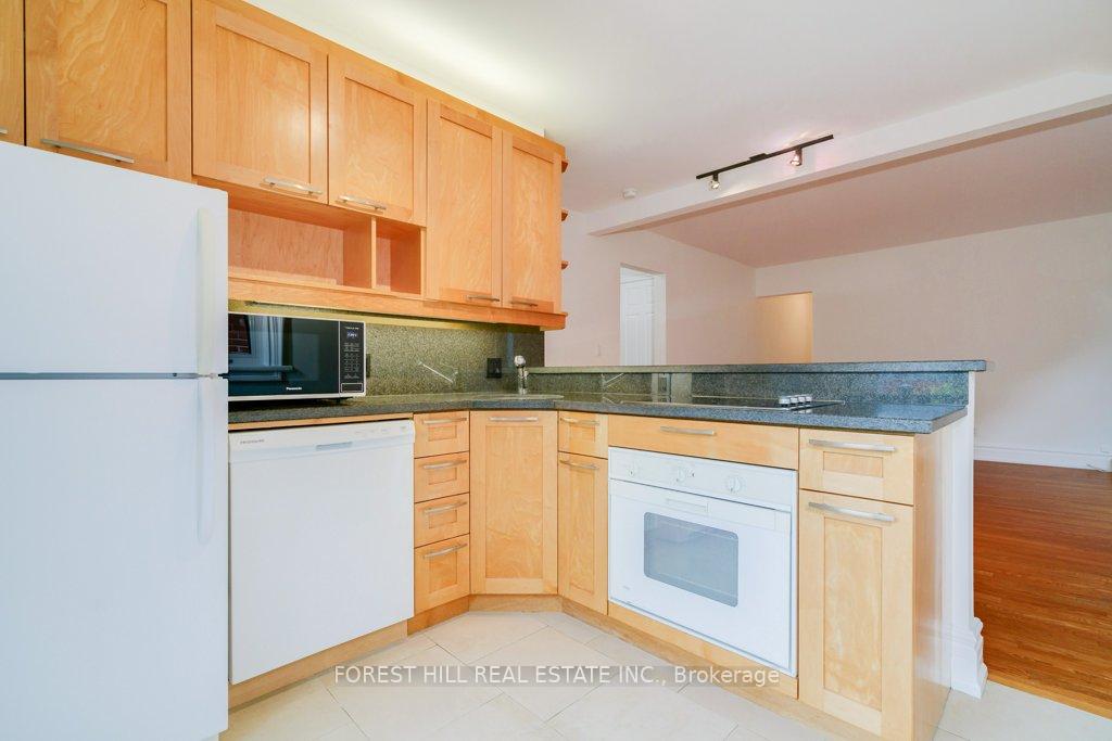 Photo 8 of Unit 2, 45 Bernard Avenue, Toronto, The Annex — HOMEH