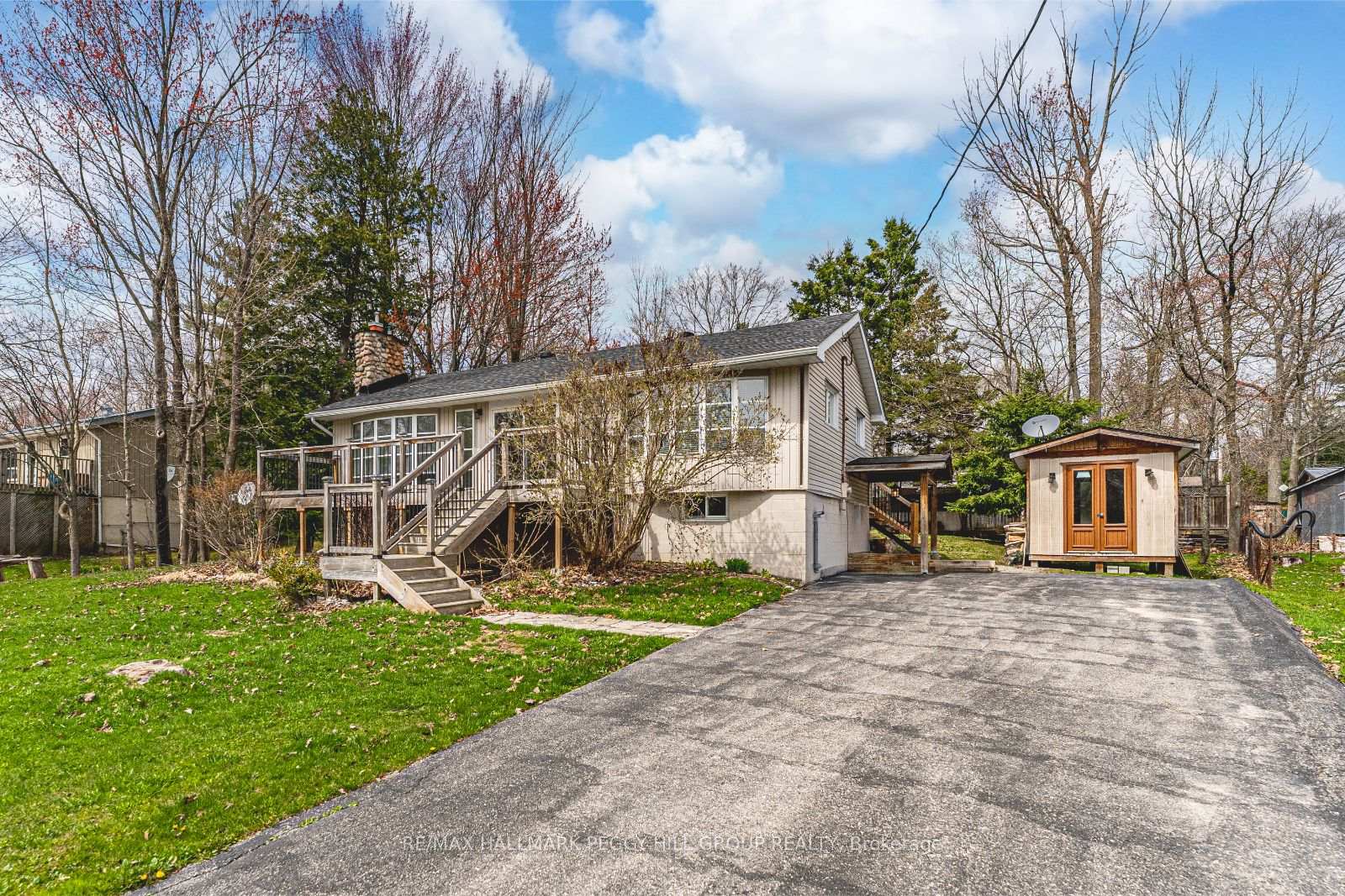 Front of 20 Sarna Drive