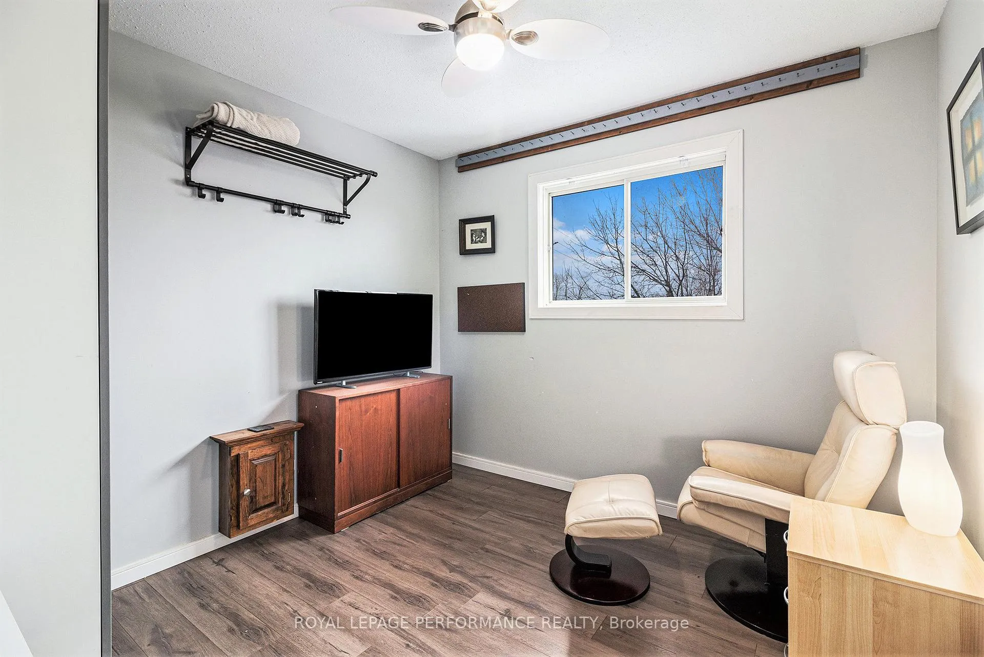 Photo 19 of 6349 St Louis Drive, Ottawa, Hiawatha Park/Convent Glen — HOMEH