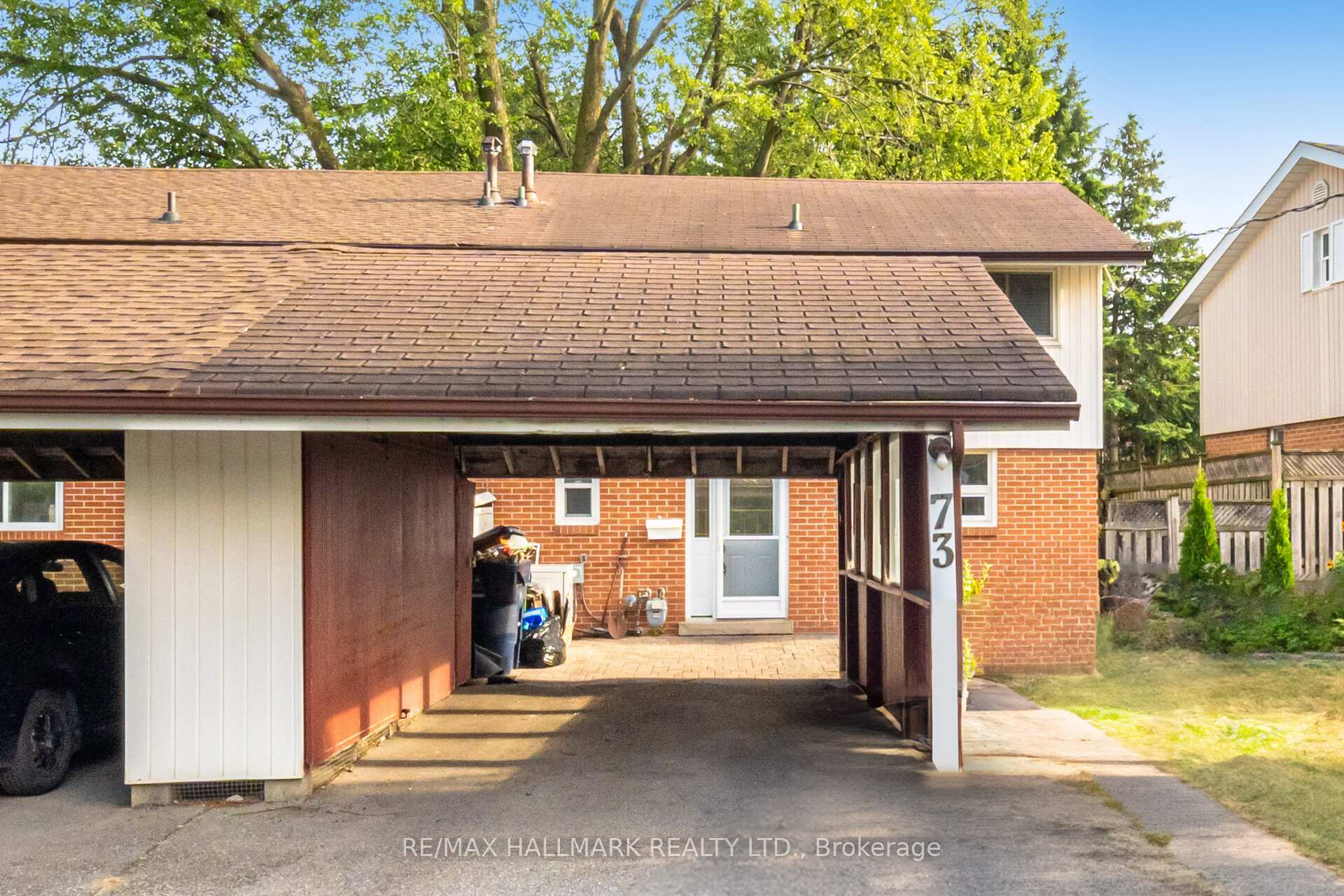 Photo 1 of 73 Dogwood Crescent, Scarborough, Bendale — HOMEH