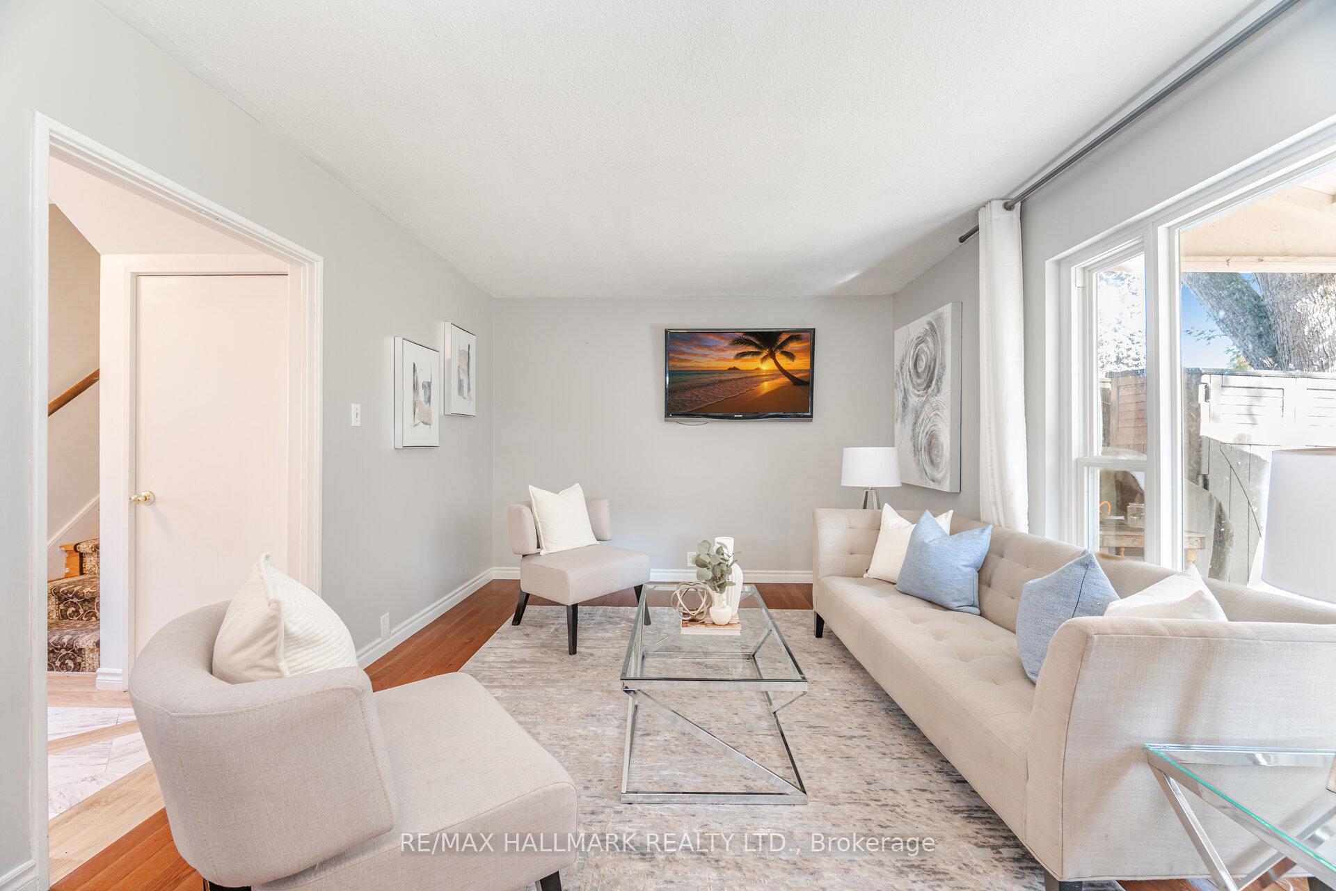 Photo 11 of 73 Dogwood Crescent, Scarborough, Bendale — HOMEH