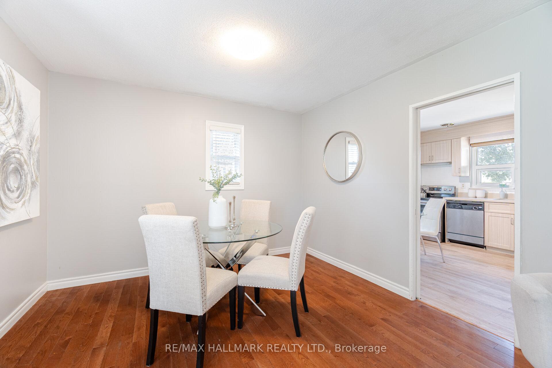 Photo 18 of 73 Dogwood Crescent, Scarborough, Bendale — HOMEH