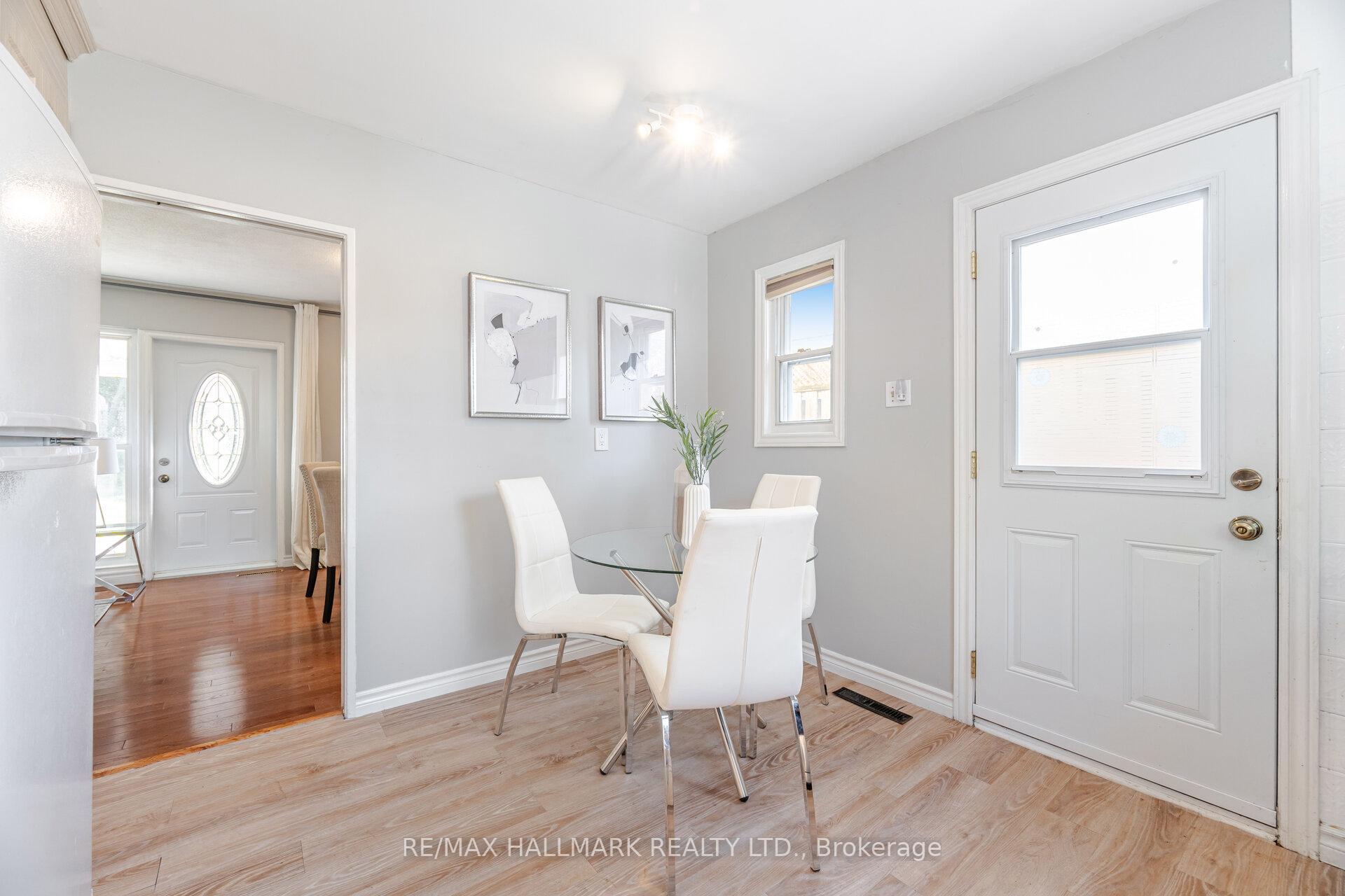 Photo 20 of 73 Dogwood Crescent, Scarborough, Bendale — HOMEH