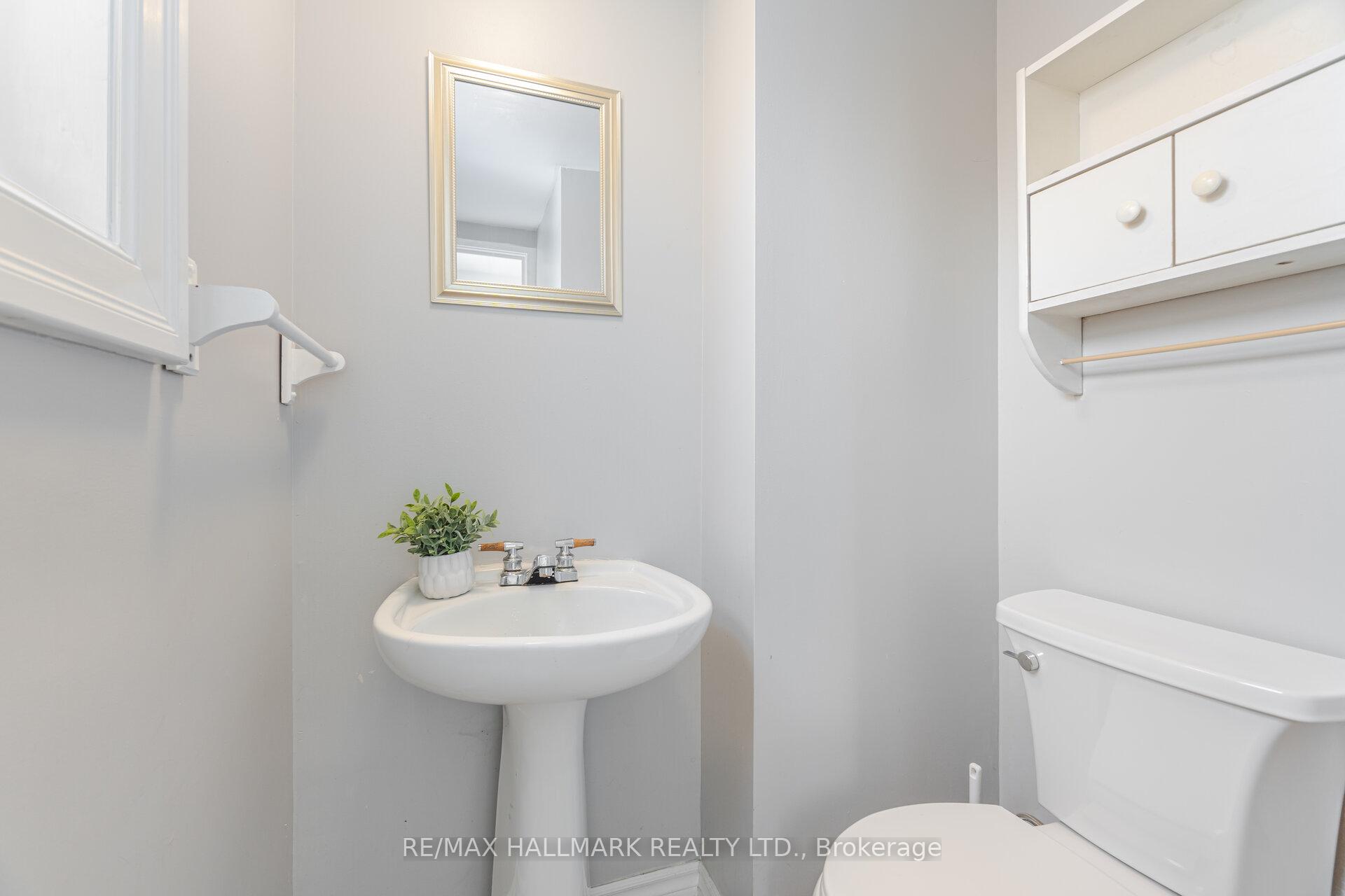 Photo 25 of 73 Dogwood Crescent, Scarborough, Bendale — HOMEH