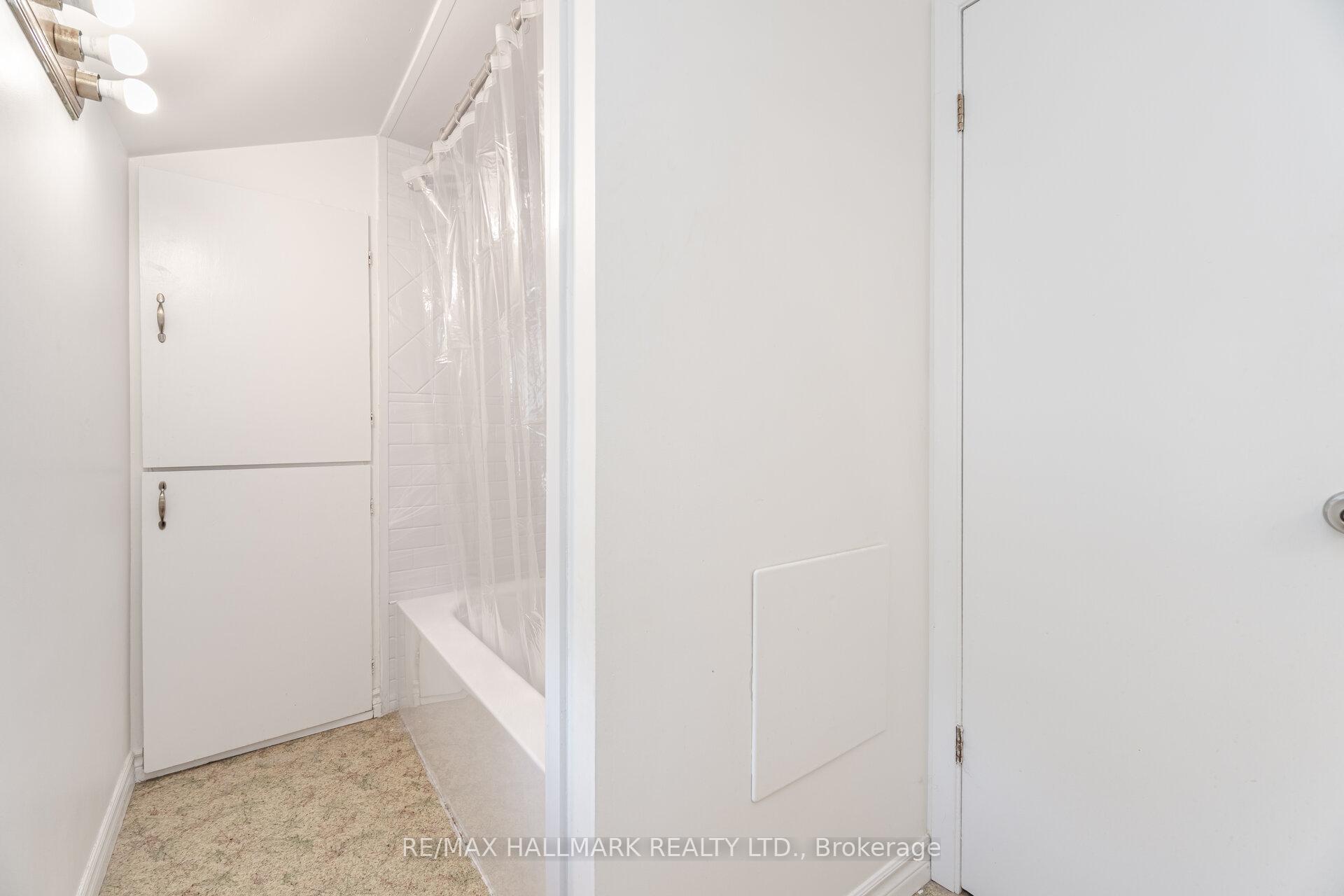 Photo 38 of 73 Dogwood Crescent, Scarborough, Bendale — HOMEH