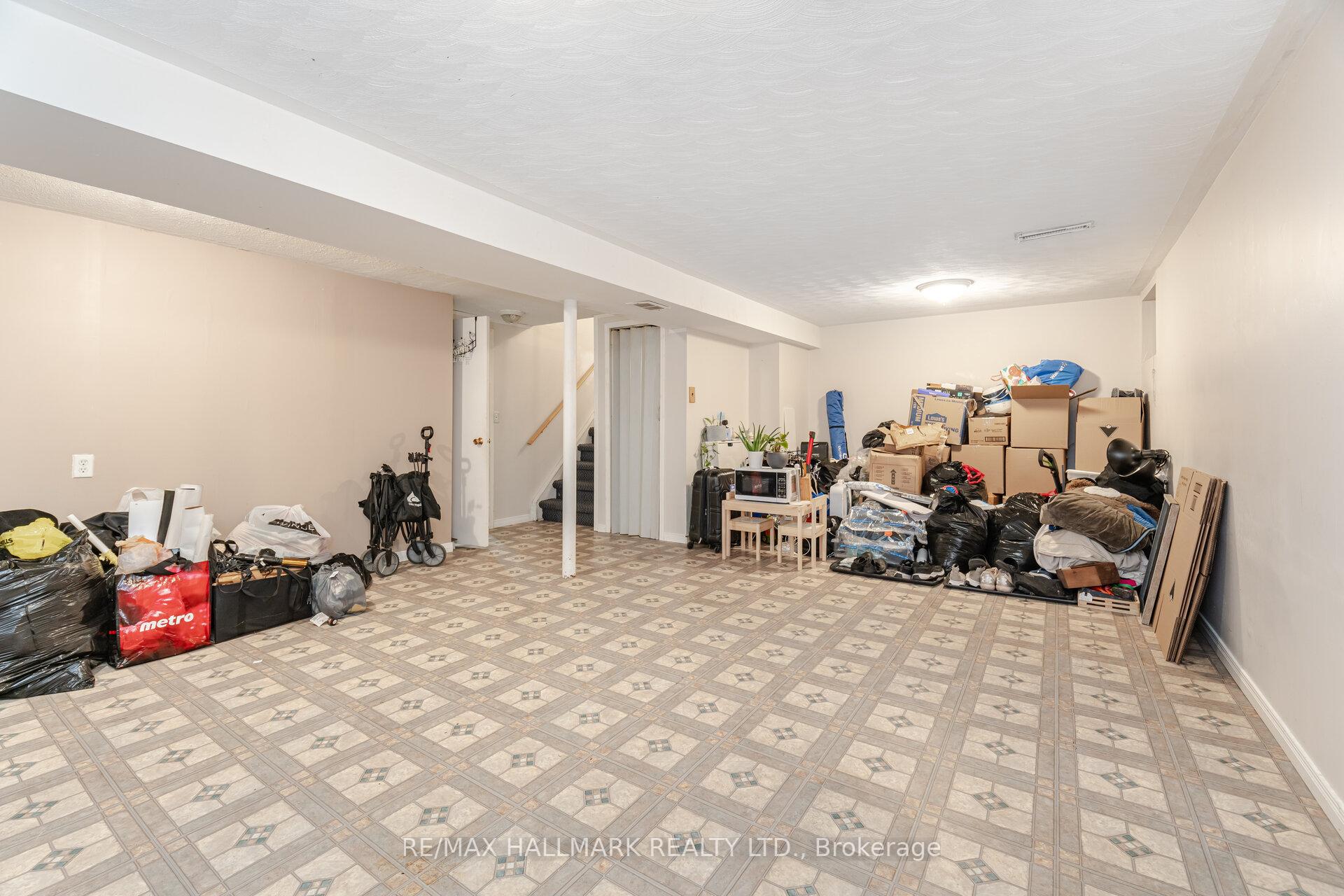 Photo 42 of 73 Dogwood Crescent, Scarborough, Bendale — HOMEH