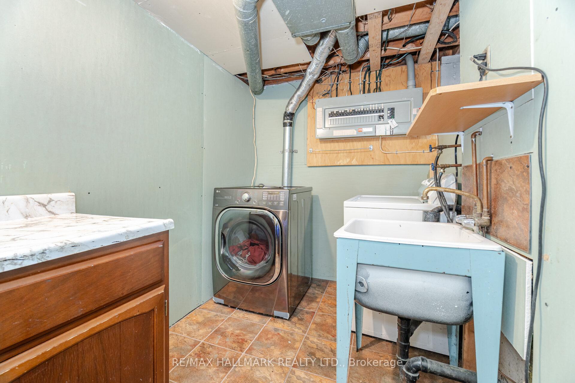 Photo 44 of 73 Dogwood Crescent, Scarborough, Bendale — HOMEH
