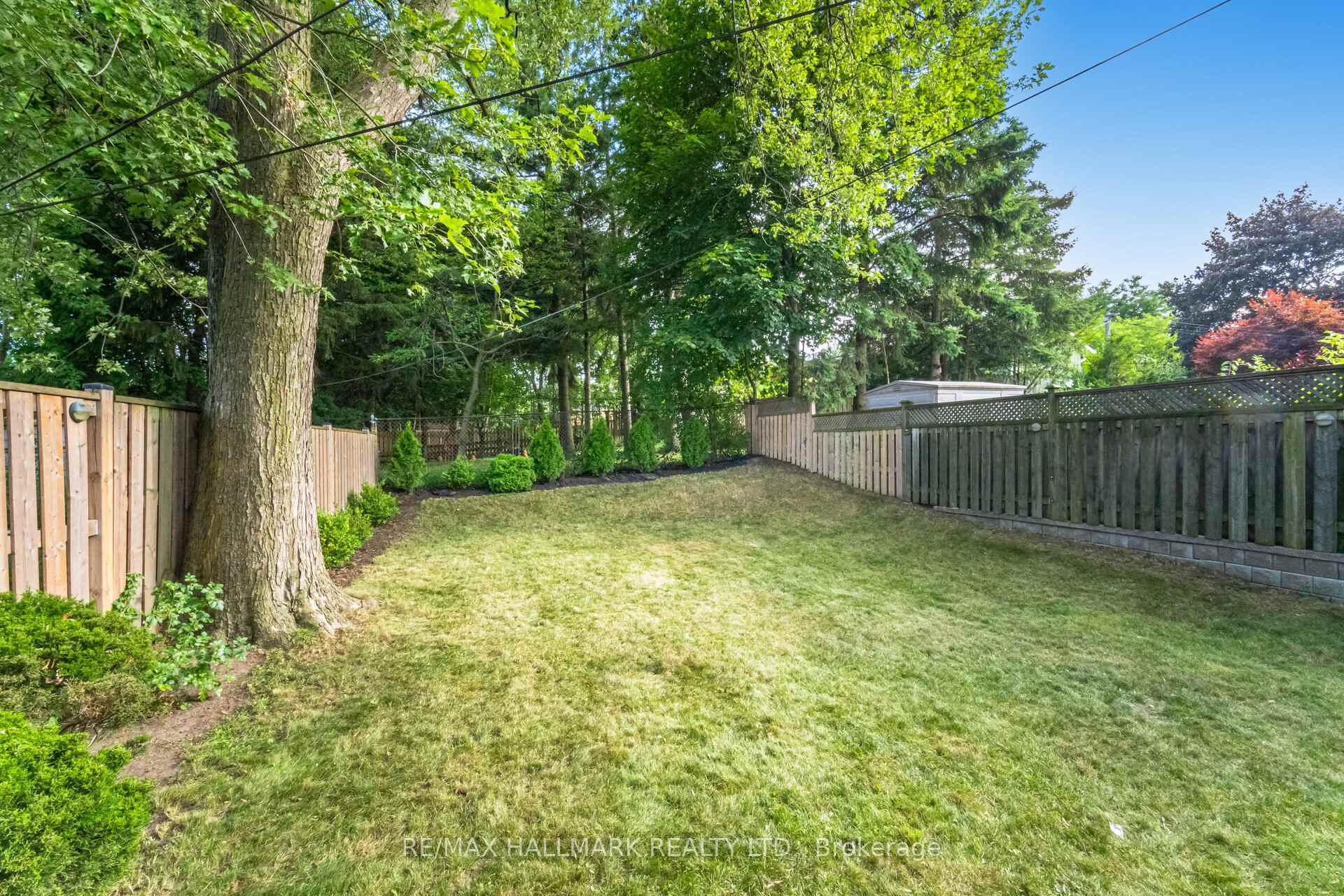 Photo 49 of 73 Dogwood Crescent, Scarborough, Bendale — HOMEH