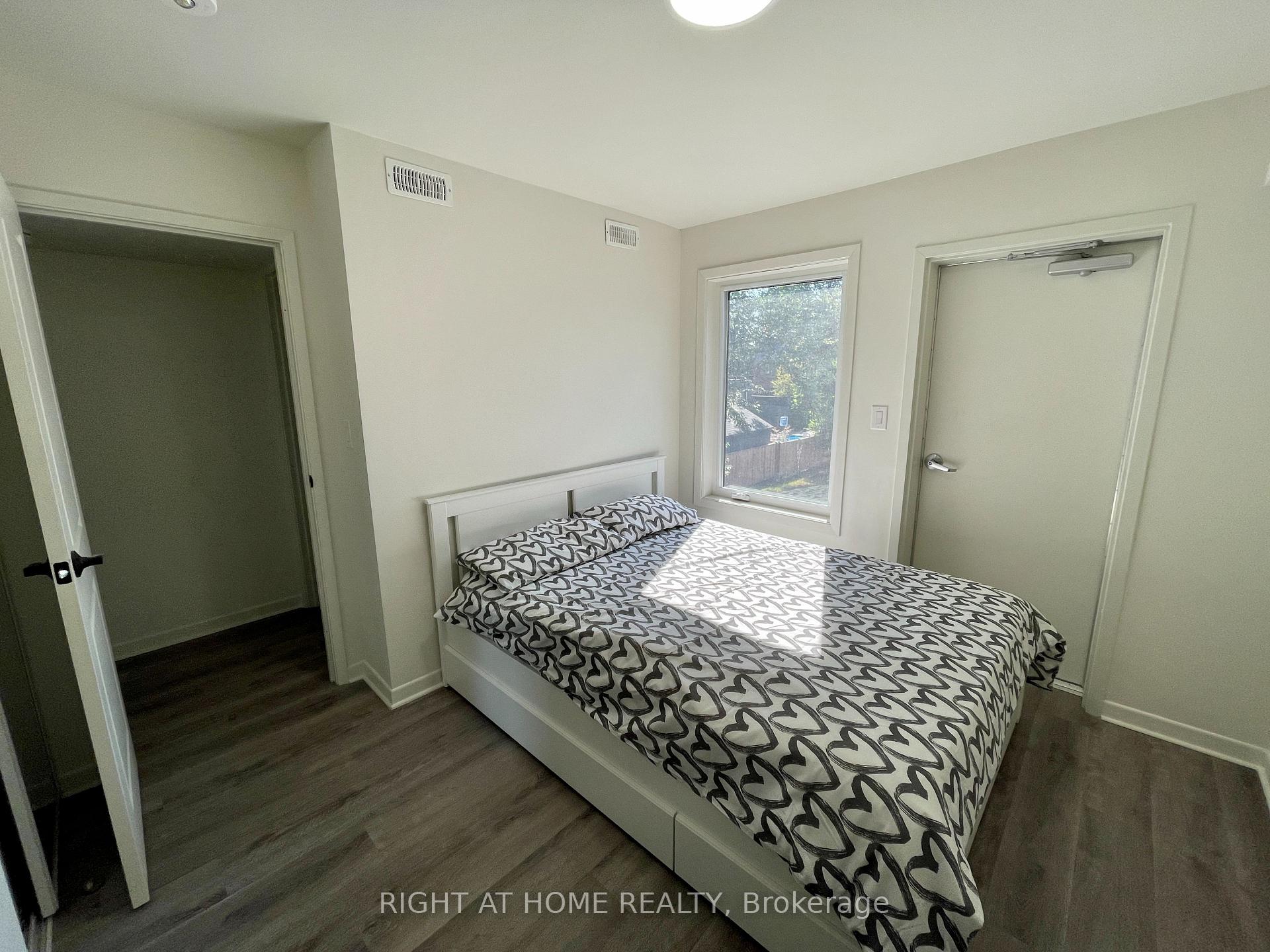 Photo 7 of Unit 3, 1258 Broadview Avenue, Toronto, Broadview North — HOMEH