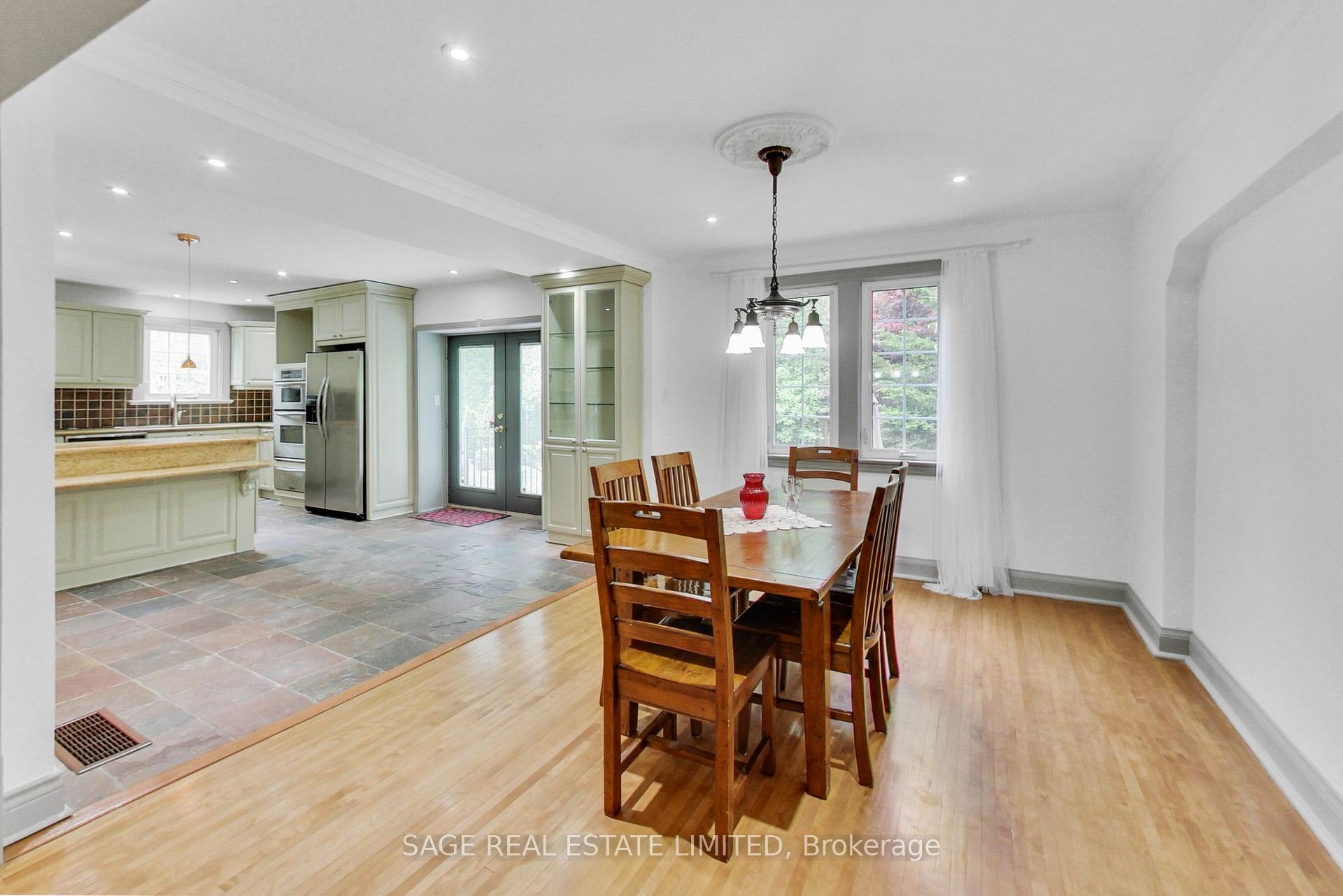 Photo 40 of 12 Nina Street, Toronto, Casa Loma — HOMEH