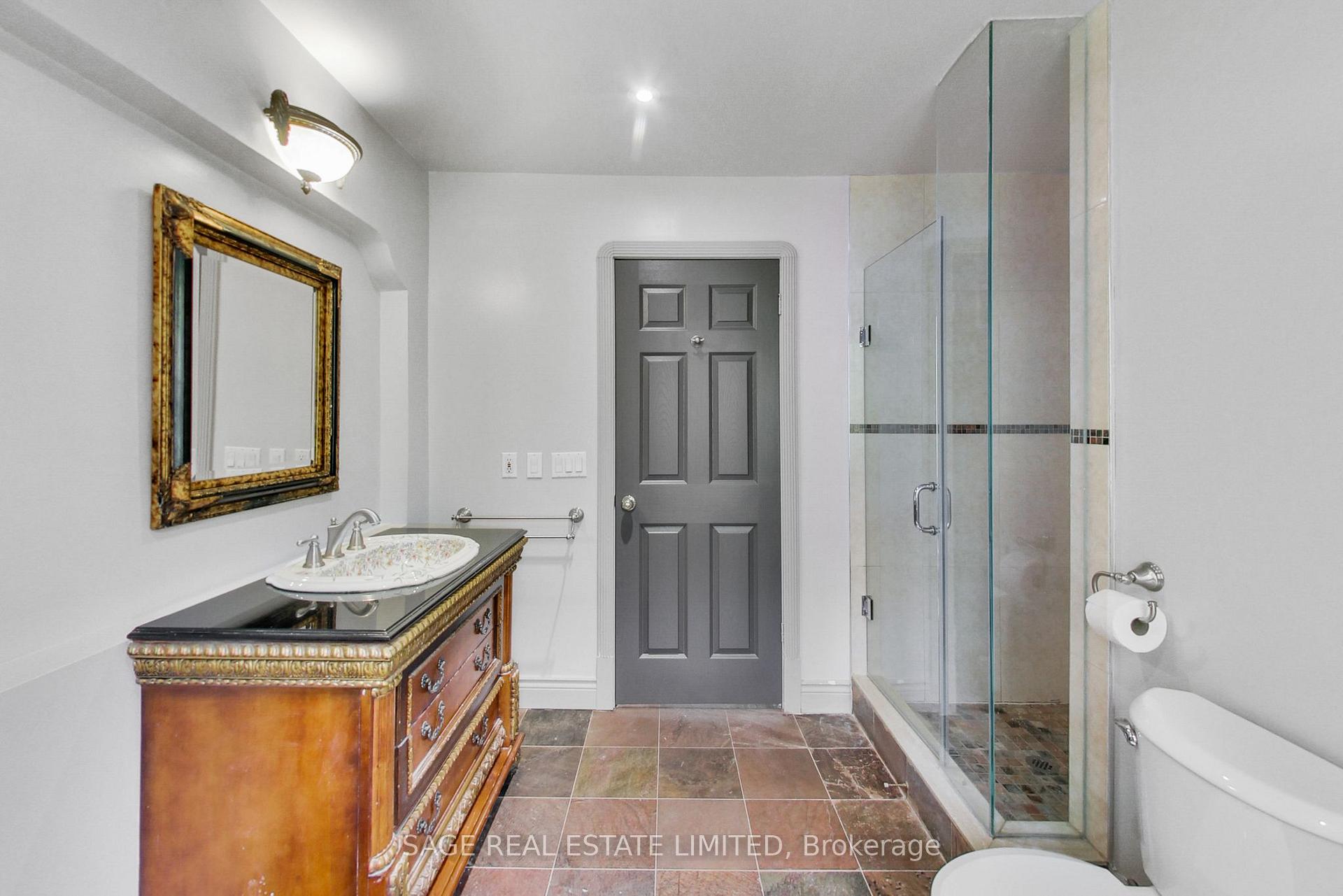 Photo 23 of 12 Nina Street, Toronto, Casa Loma — HOMEH