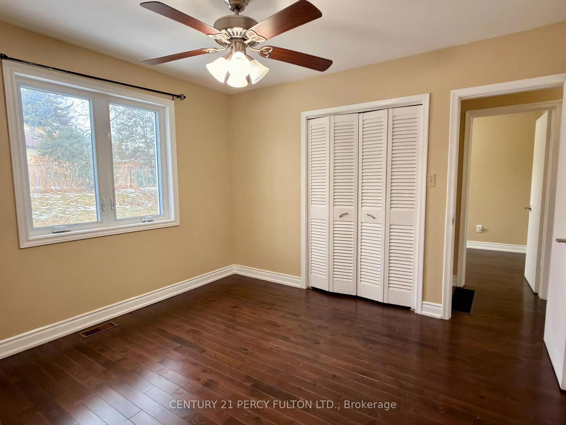 Photo 12 of Unit Upper, 24 Chestermere Boulevard, Scarborough, Woburn — HOMEH
