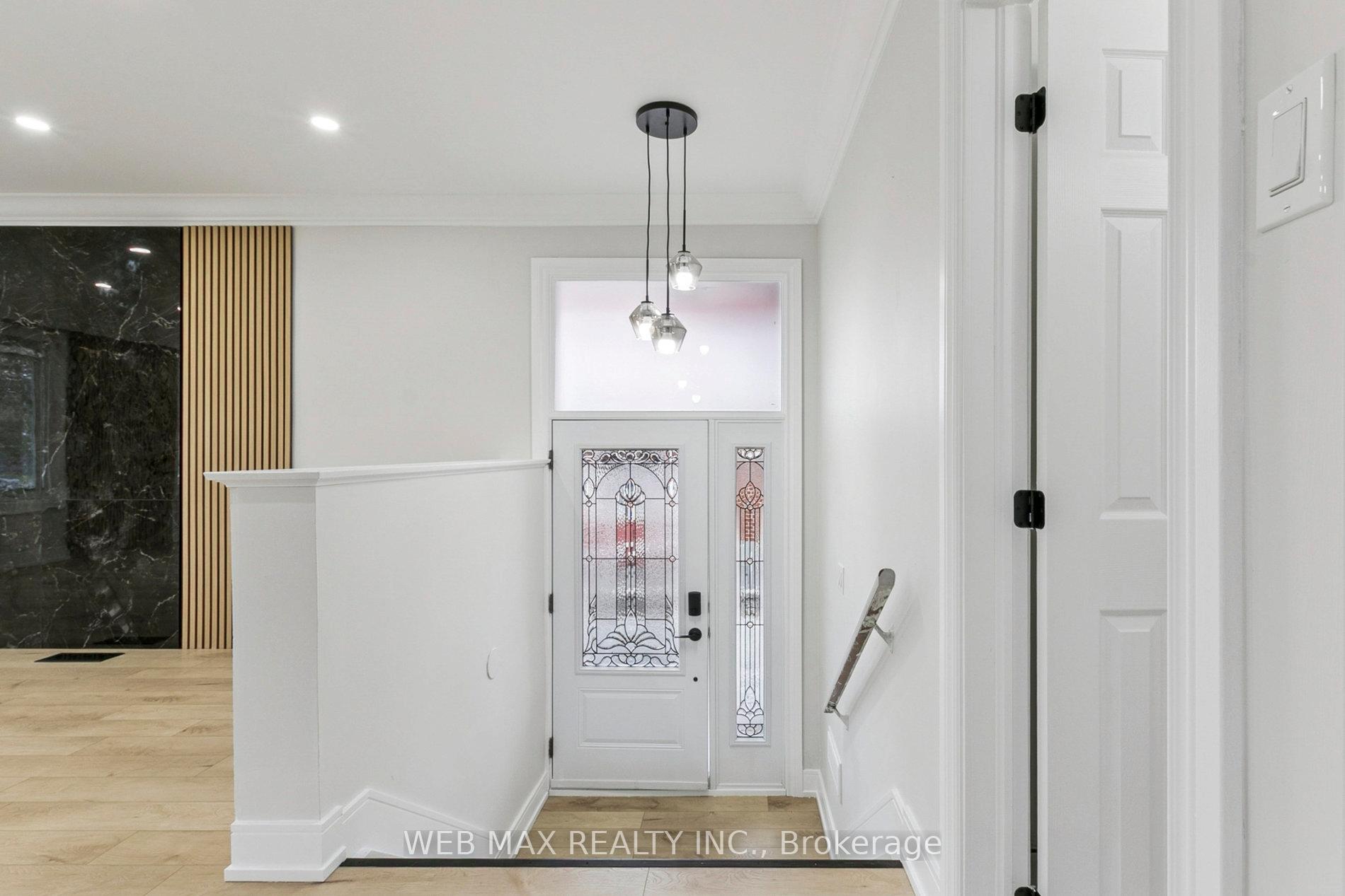 Photo 9 of 55 Shawford Crescent, Scarborough, Woburn — HOMEH