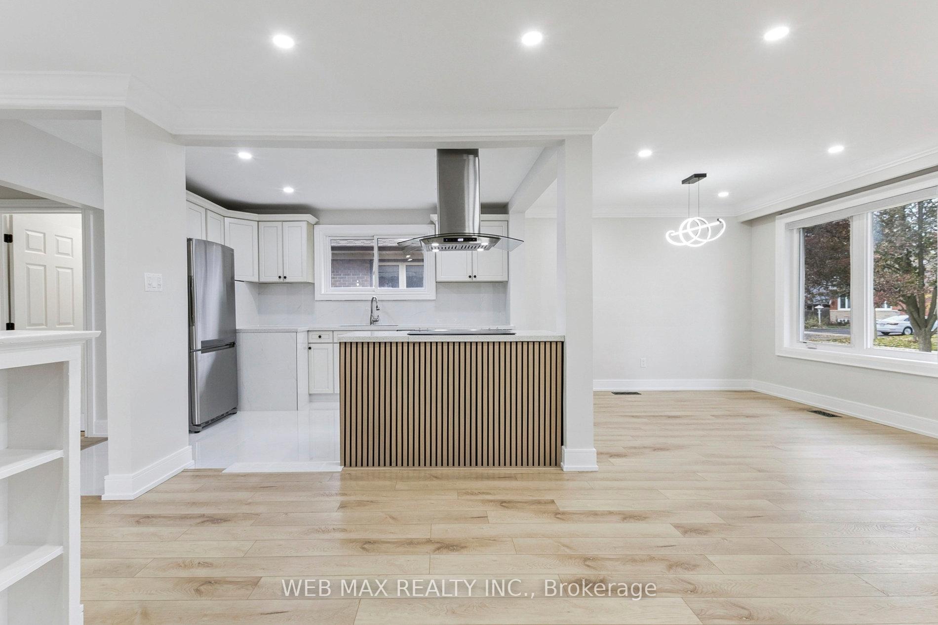 Photo 13 of 55 Shawford Crescent, Scarborough, Woburn — HOMEH