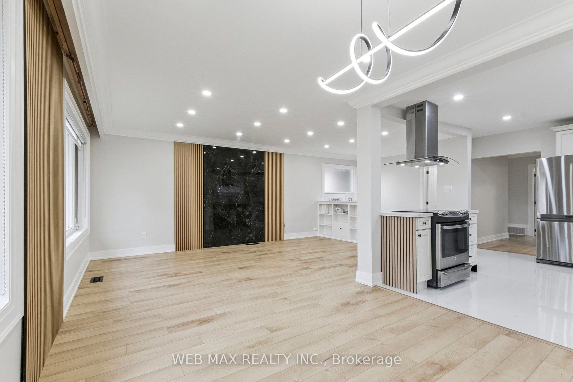Photo 23 of 55 Shawford Crescent, Scarborough, Woburn — HOMEH