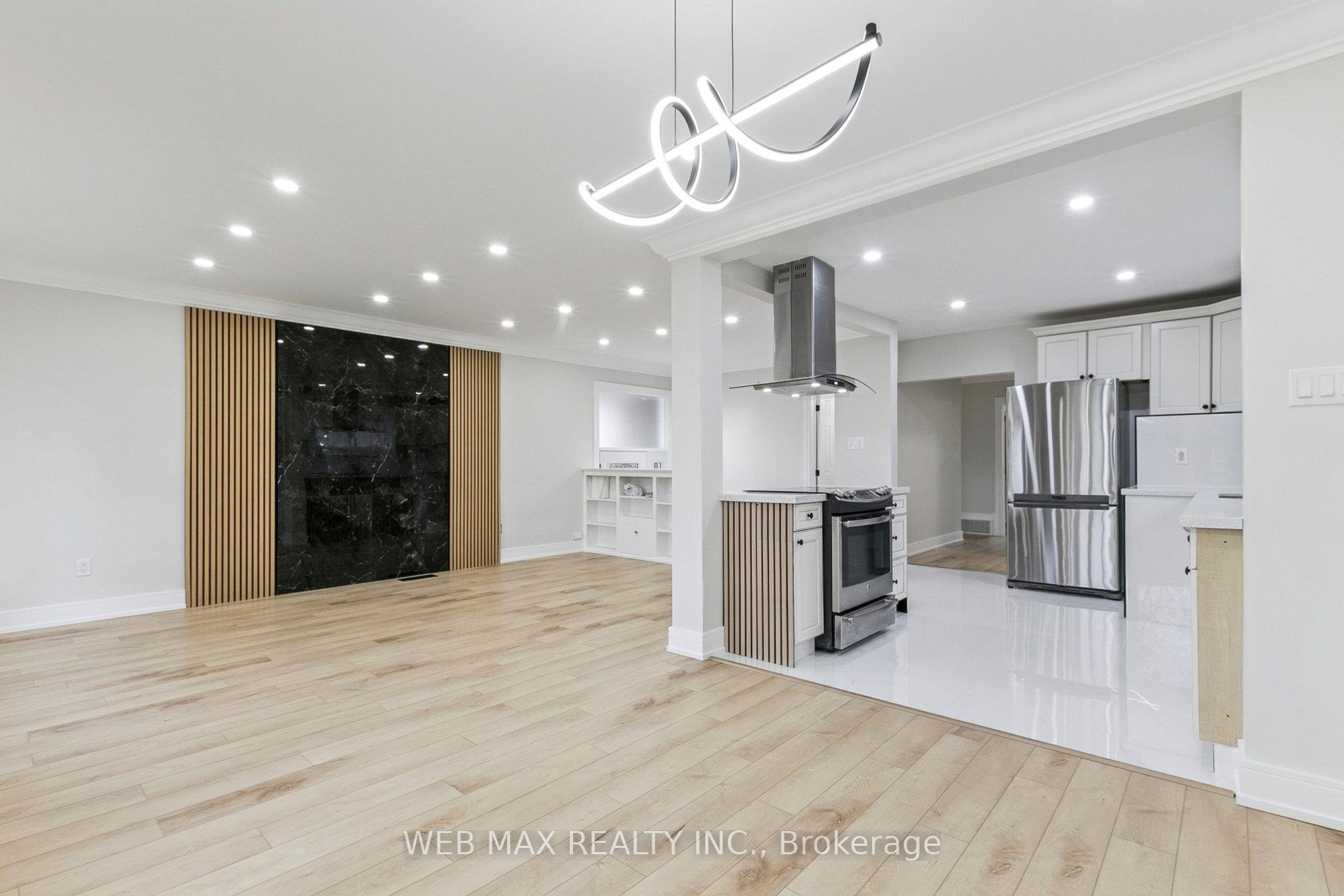 Photo 24 of 55 Shawford Crescent, Scarborough, Woburn — HOMEH
