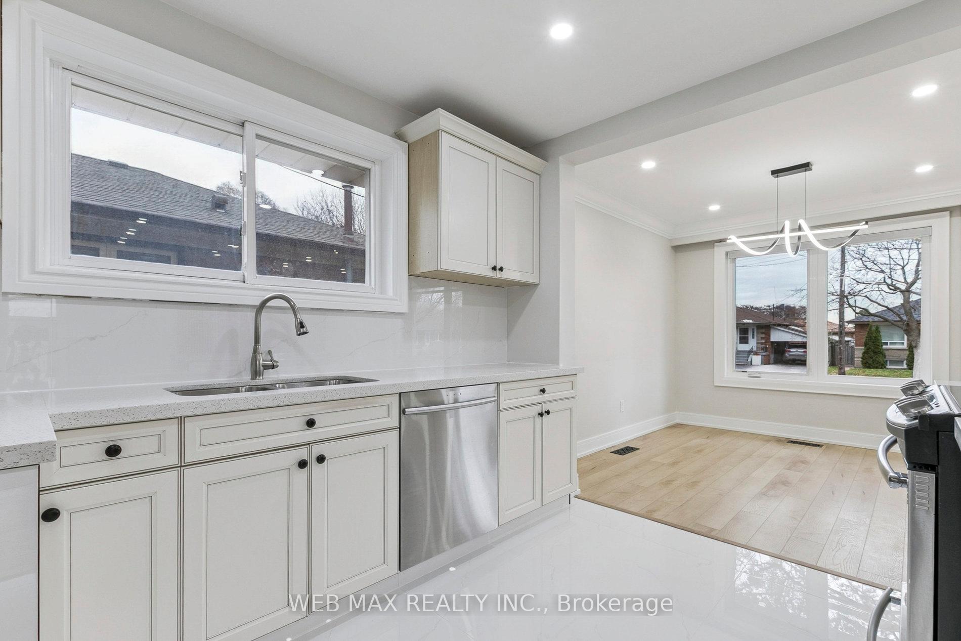 Photo 34 of 55 Shawford Crescent, Scarborough, Woburn — HOMEH