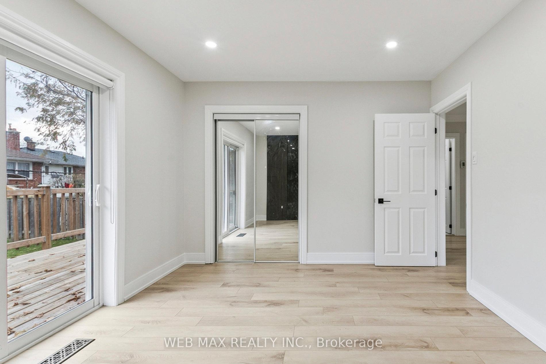 Photo 37 of 55 Shawford Crescent, Scarborough, Woburn — HOMEH