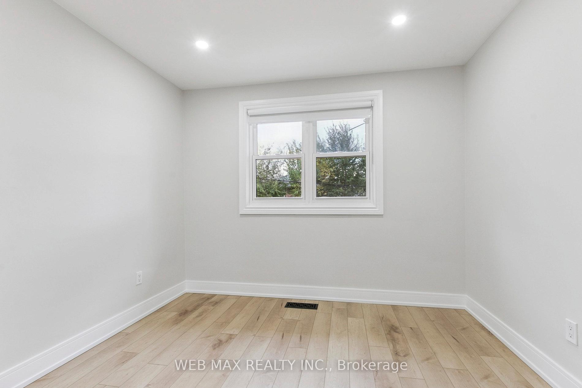 Photo 40 of 55 Shawford Crescent, Scarborough, Woburn — HOMEH