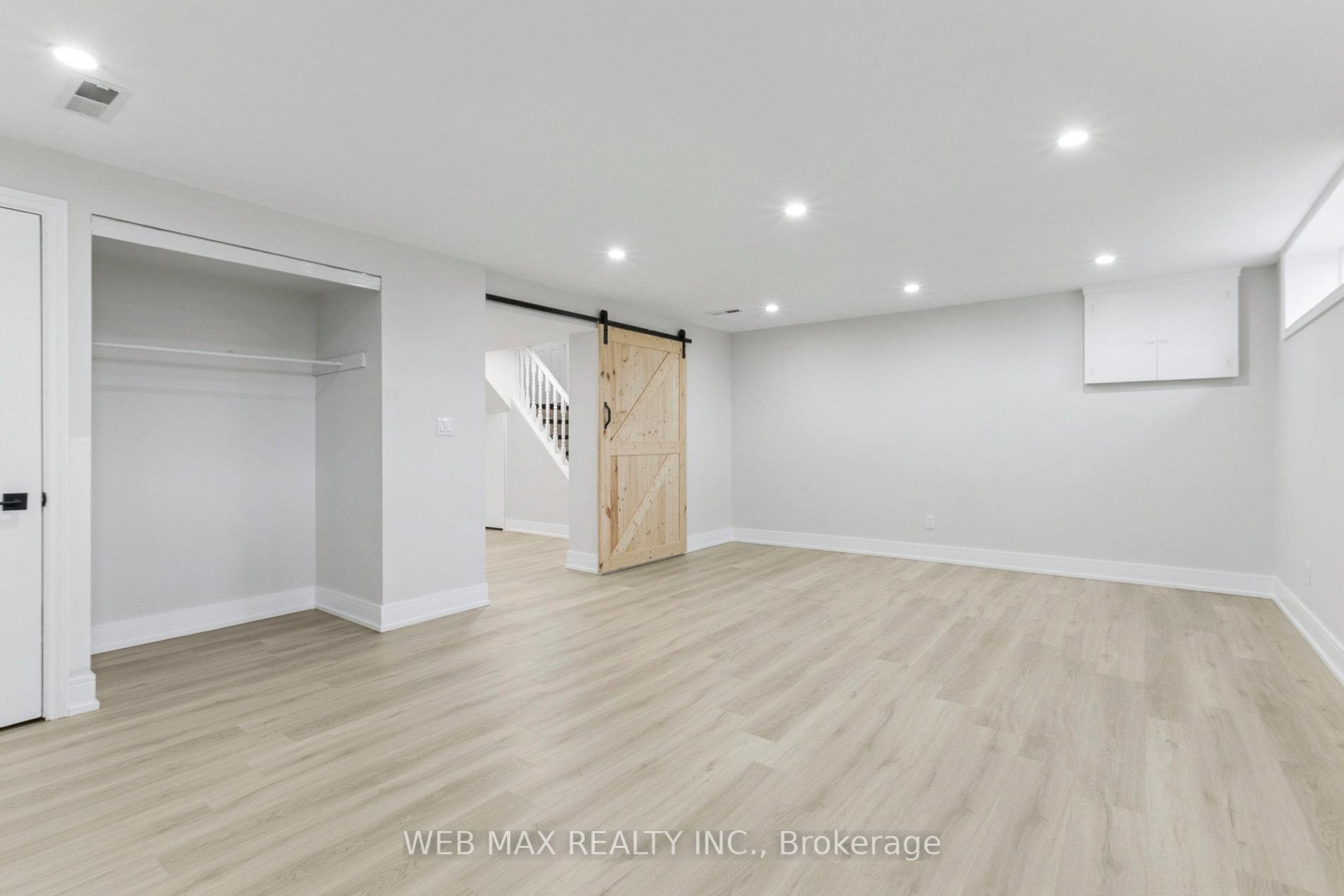 Photo 43 of 55 Shawford Crescent, Scarborough, Woburn — HOMEH