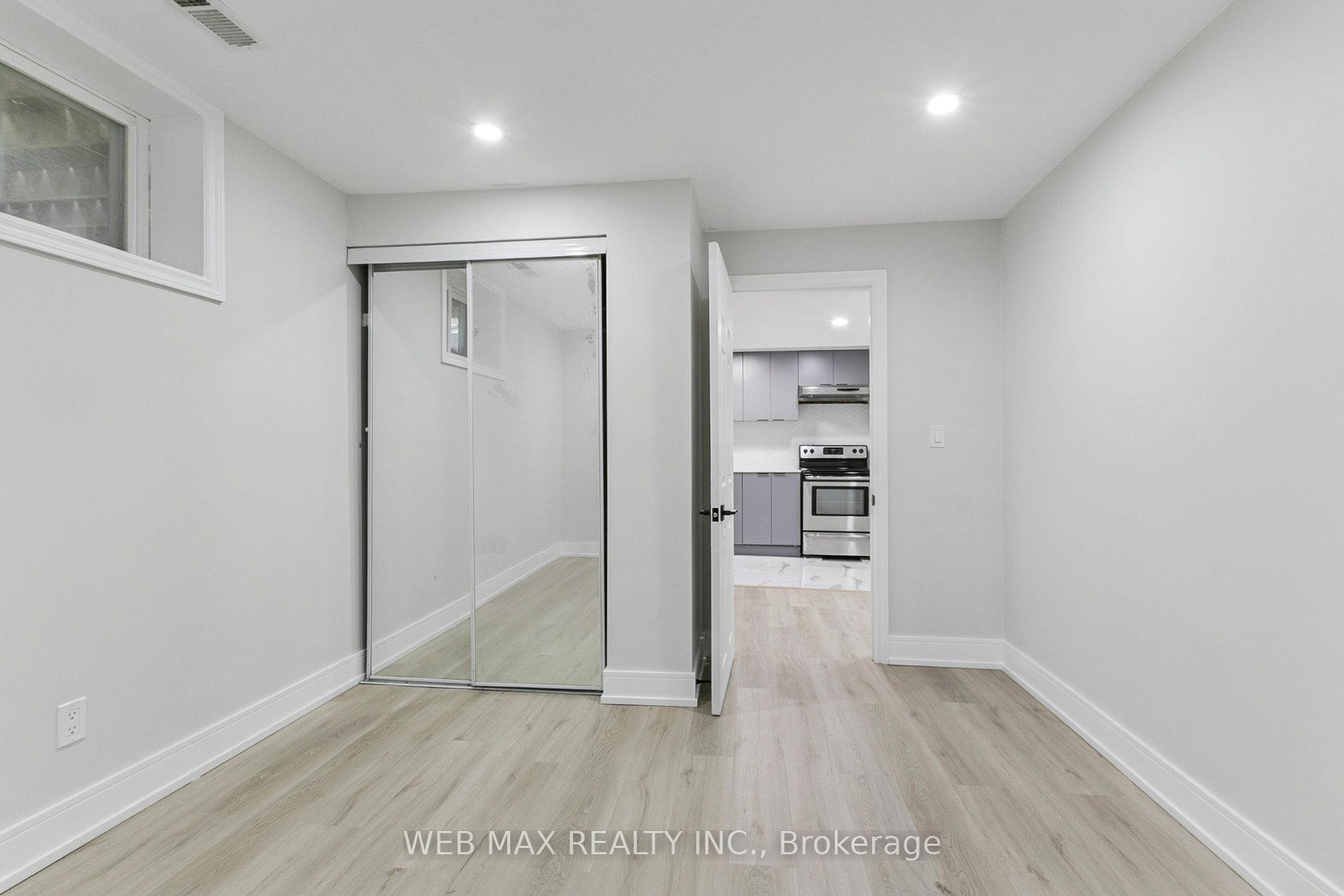 Photo 48 of 55 Shawford Crescent, Scarborough, Woburn — HOMEH