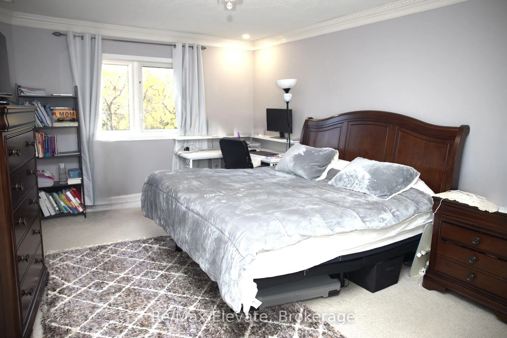 Photo 9 of 687 Sunbird Trail, Pickering, Amberlea — HOMEH